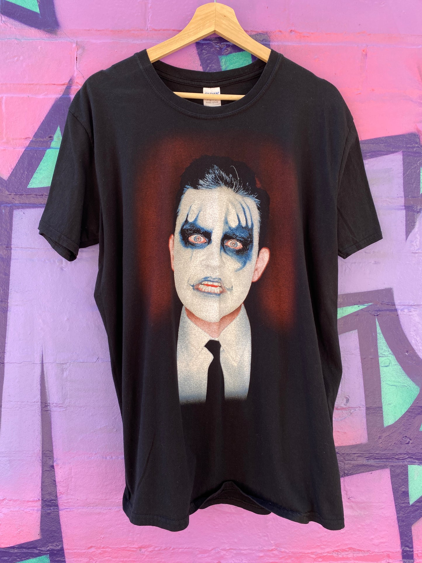 XL - Robbie Williams 2015 Let Me Entertain You Tour