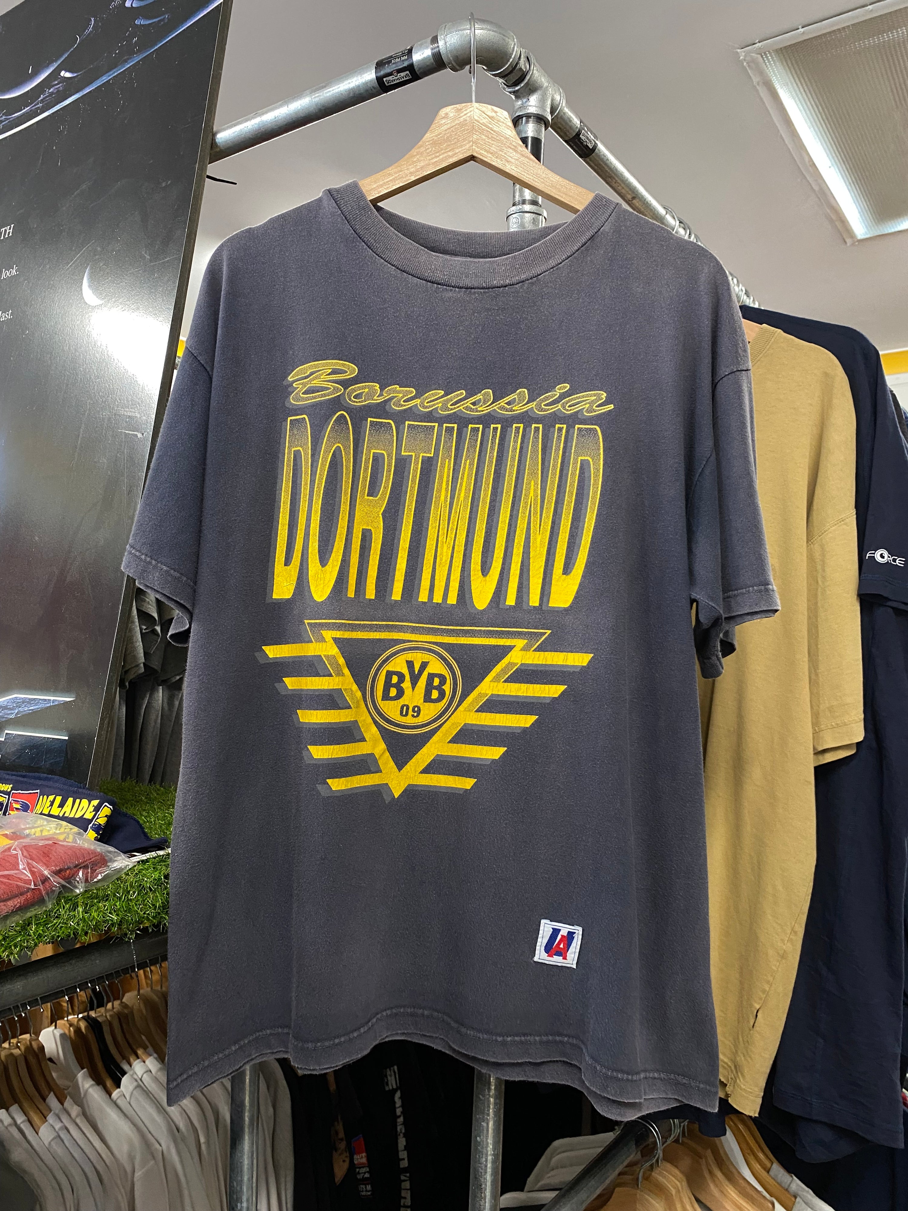 L - Borussia Dortmund Faded Black Tee