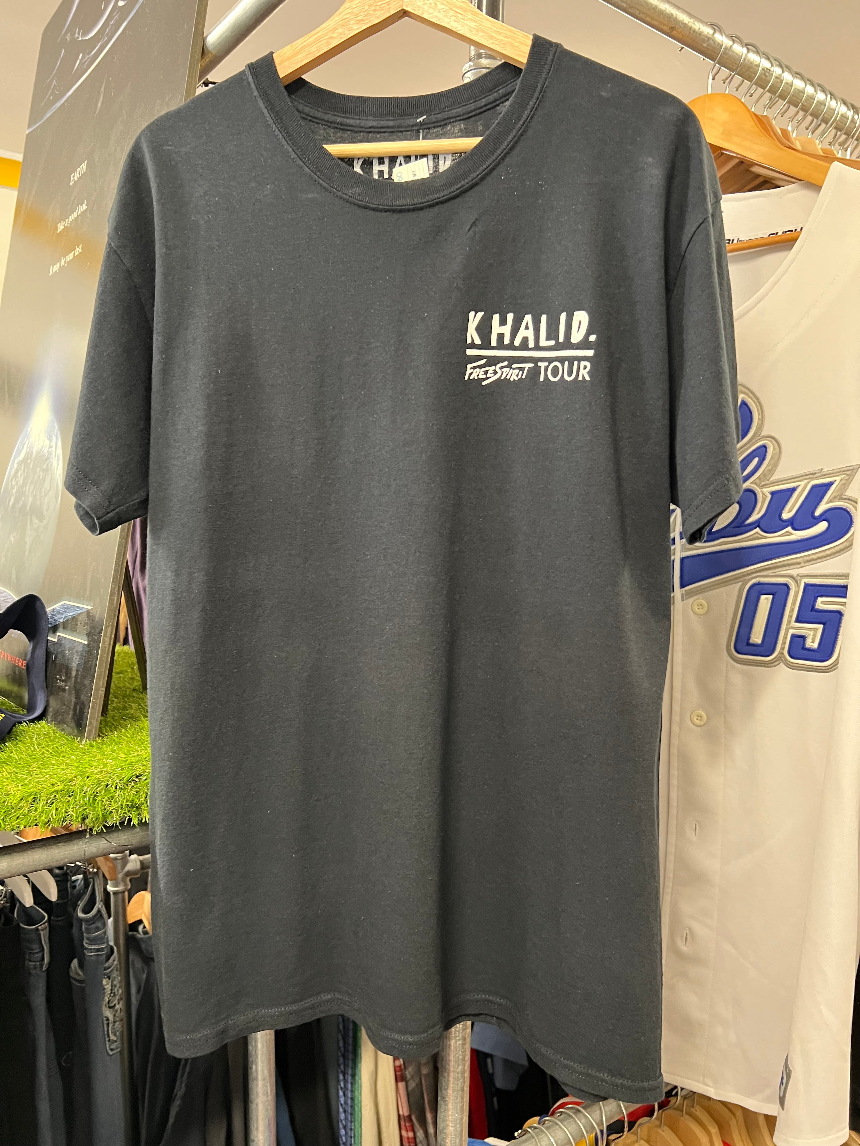 L - 2019 Khalid Free Spirit Tour DS