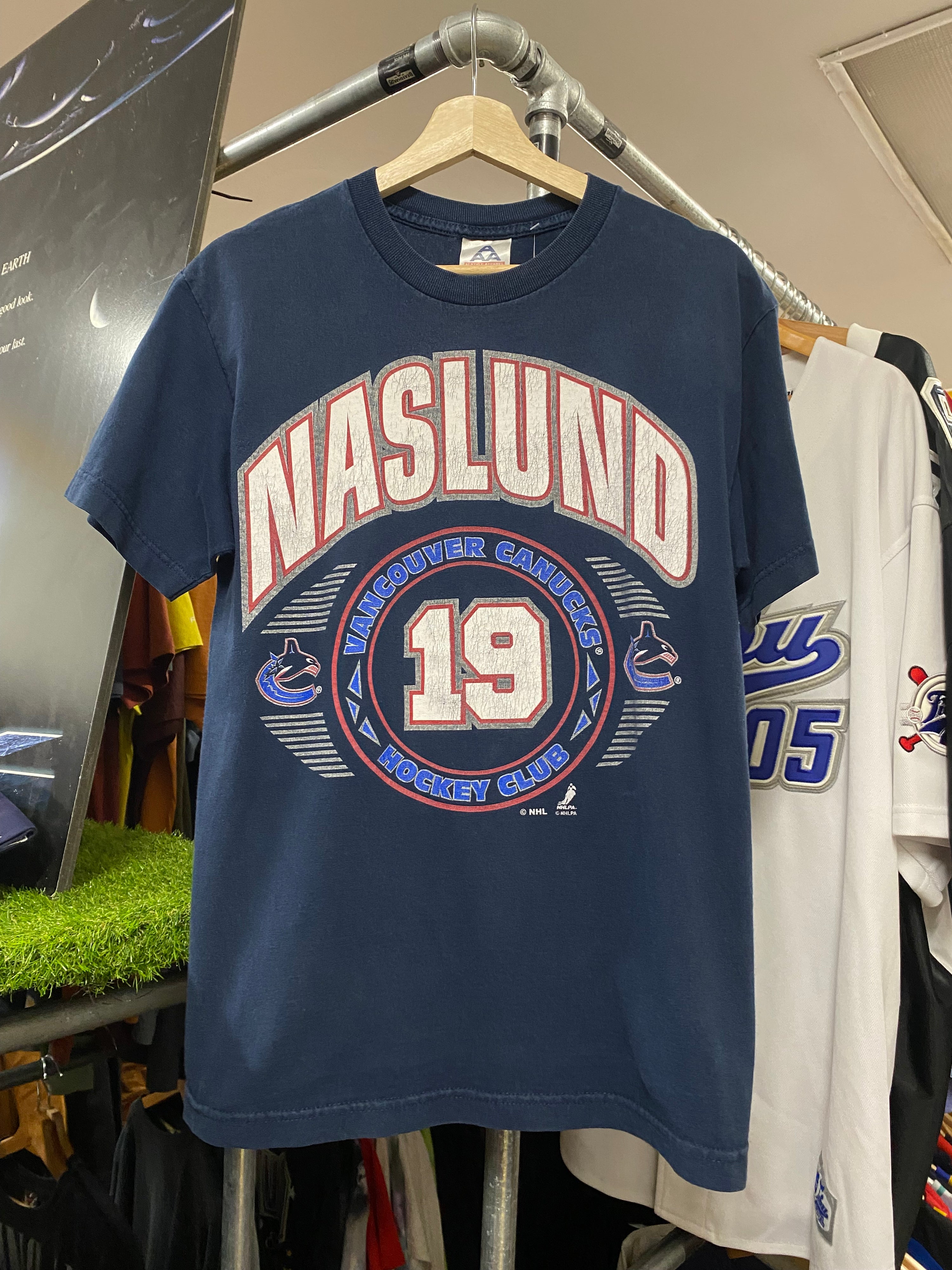 M - #19 Naslund Vancouver Canucks NHL Tee