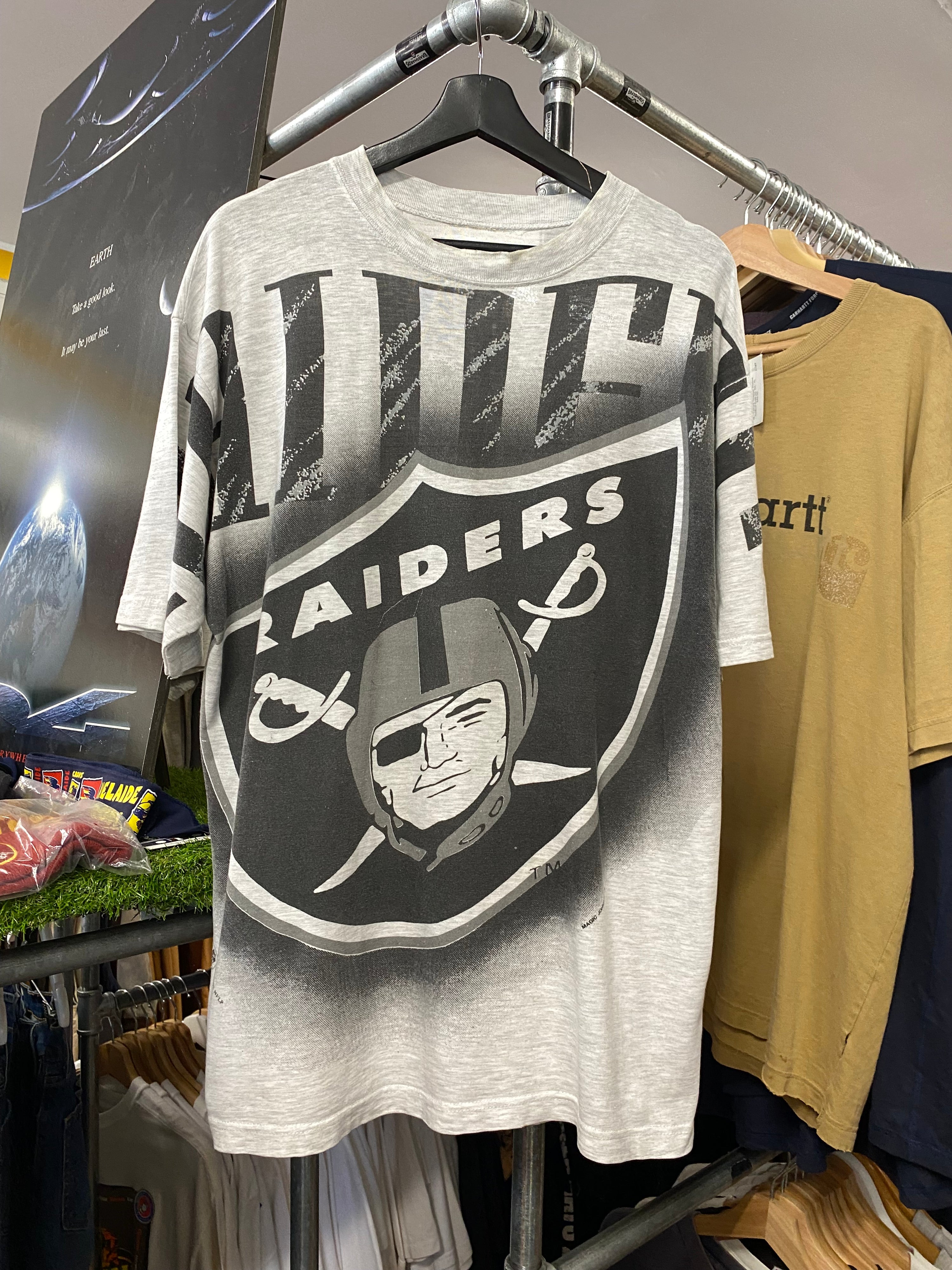 L - 1993 Raiders Magic Johnson T Big Print