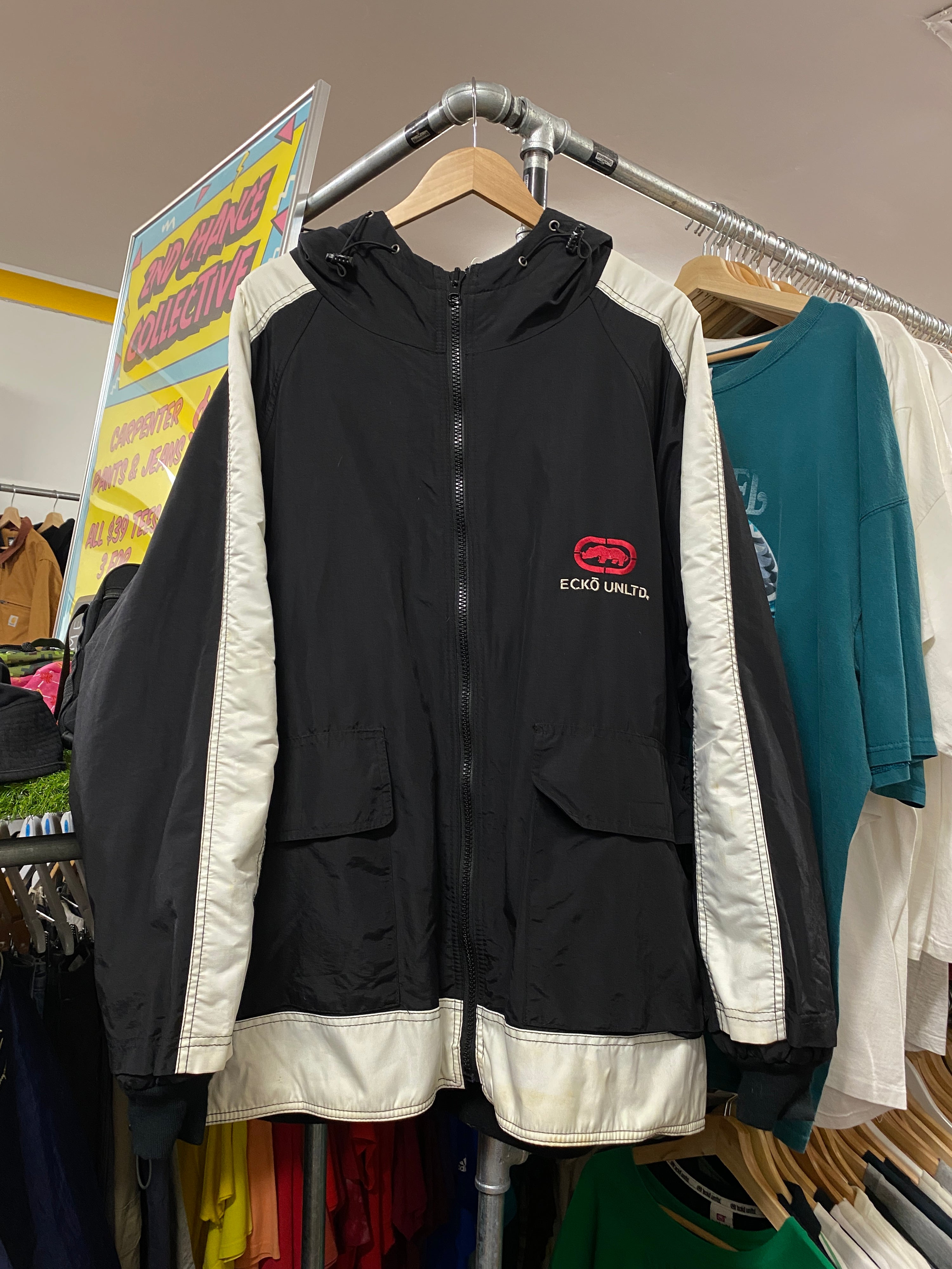 XL - 2000s Ecko Unltd Reversable Spray/Fleece Jacket Blk/Whi