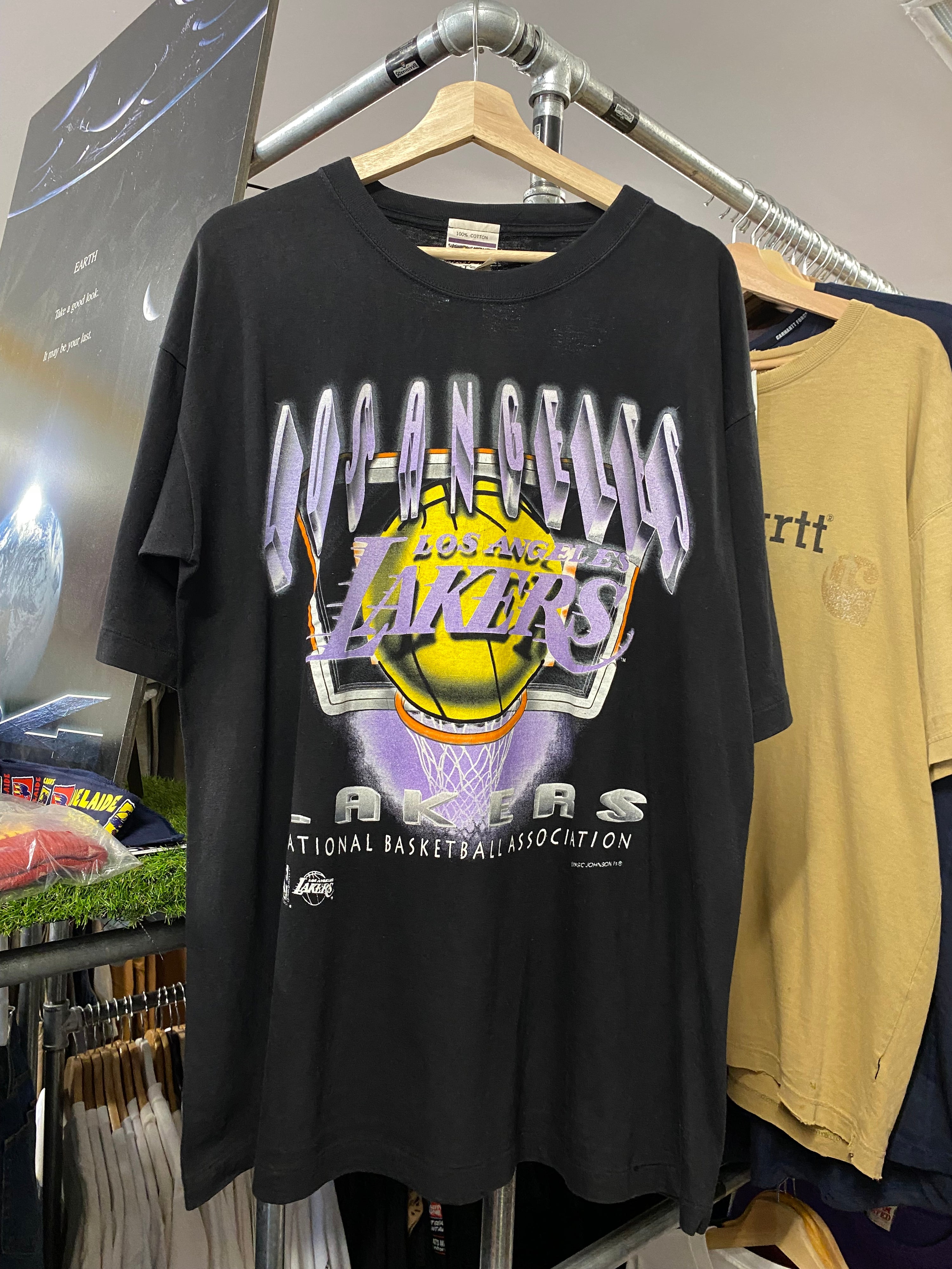 L - 1990s LA Lakers Magic Johnson Black Tee