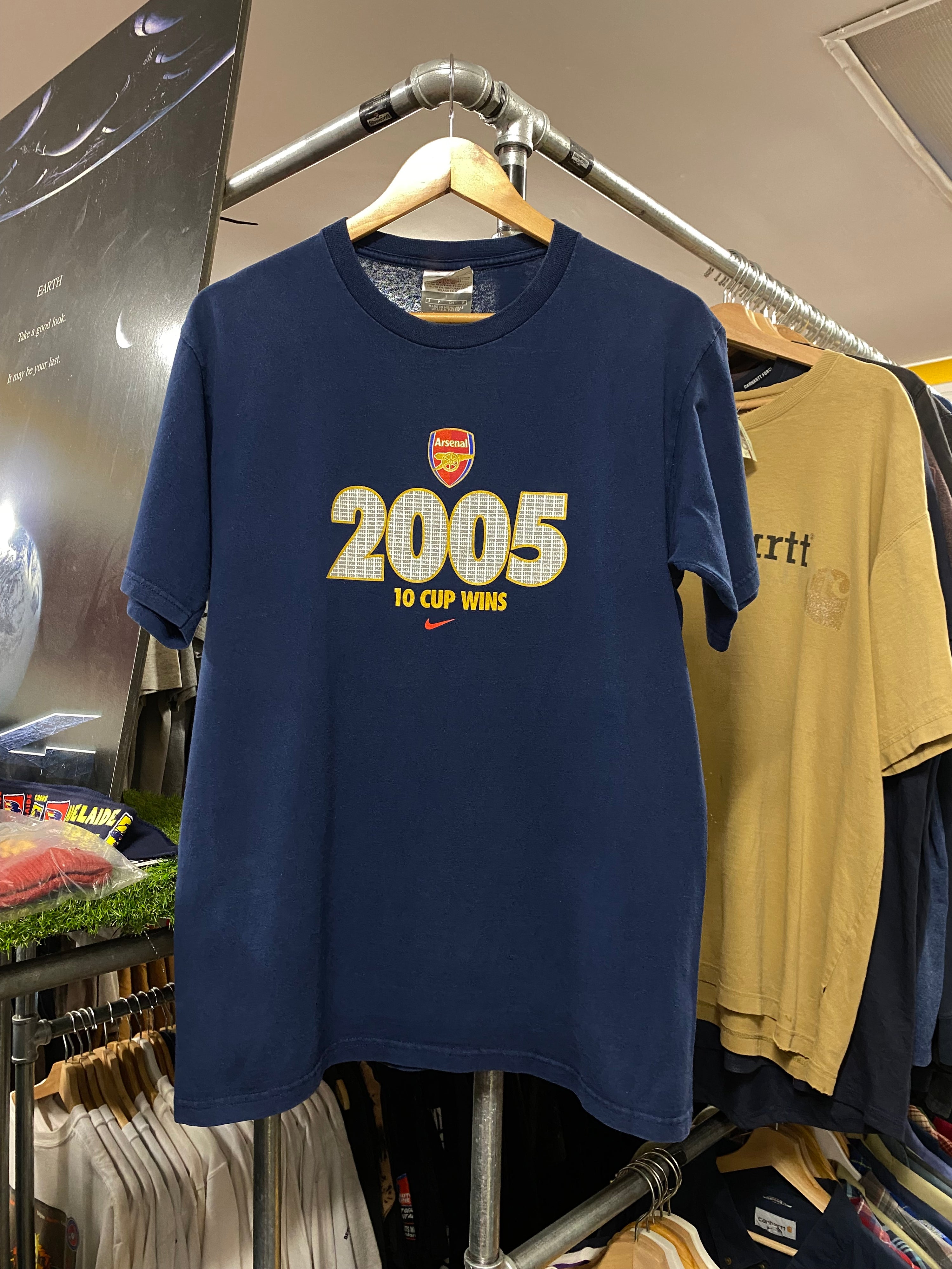 S - 2005 Nike Team Arsenal 10 Cup Wins DB DS