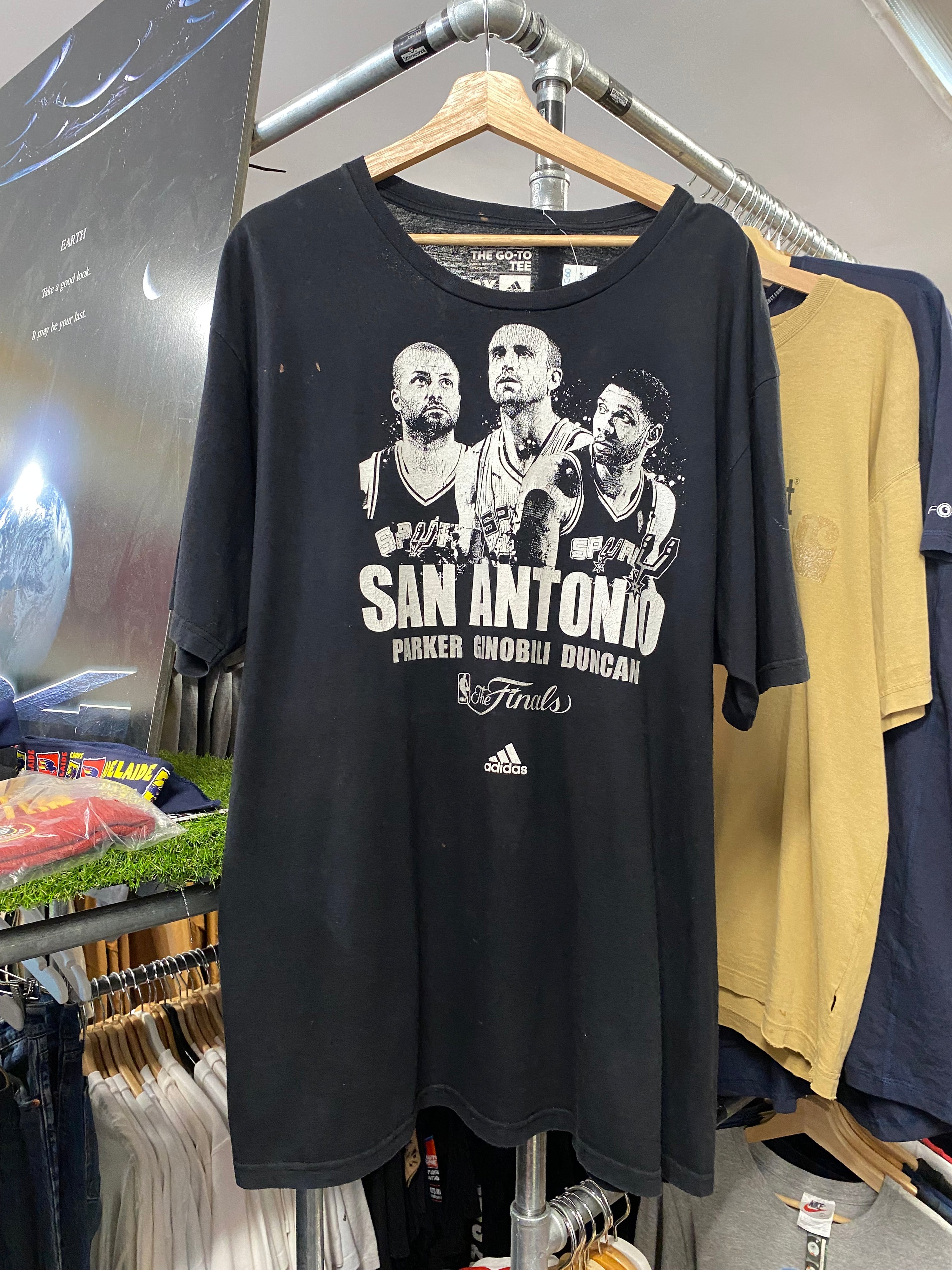 2XL - Adidas San Antonio Spurs The Finals Parker/Ginobili/Duncan