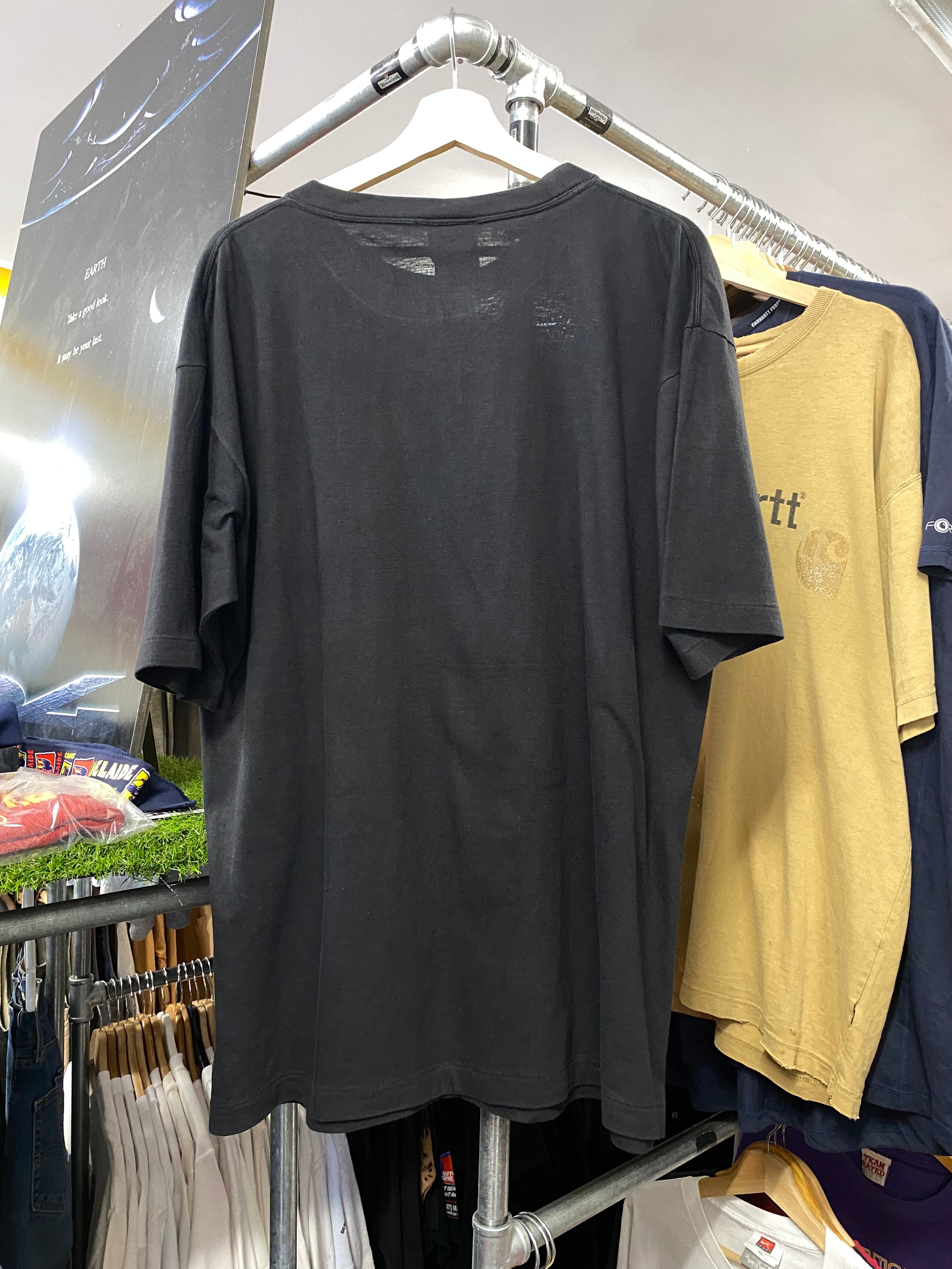 L - 1990s LA Lakers Magic Johnson Black Tee