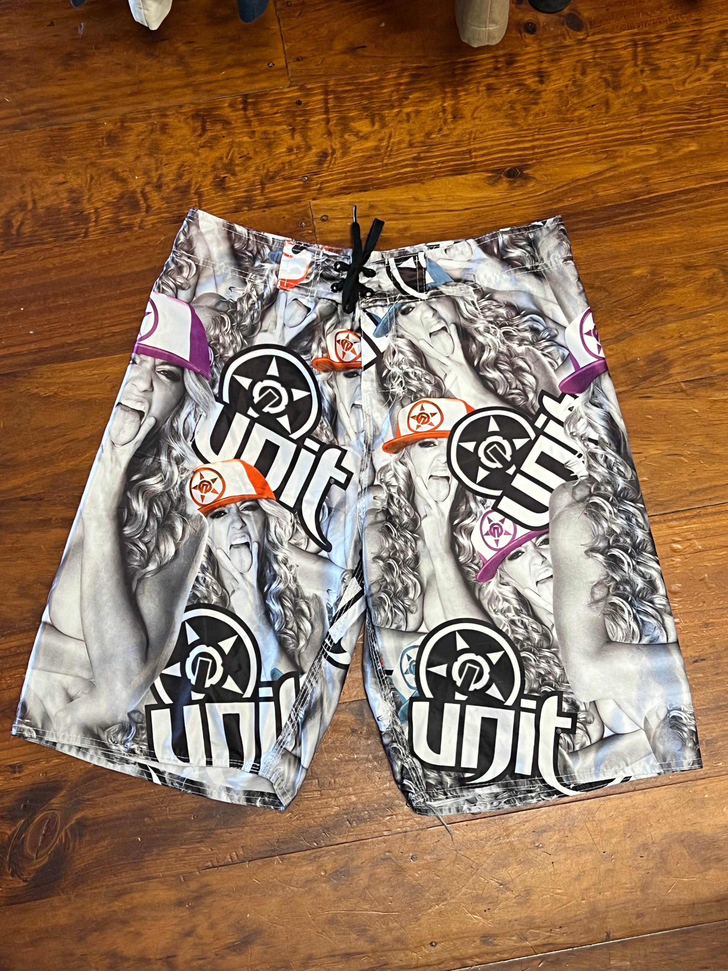 34 - UNIT Boardshorts: Girls All Over Print