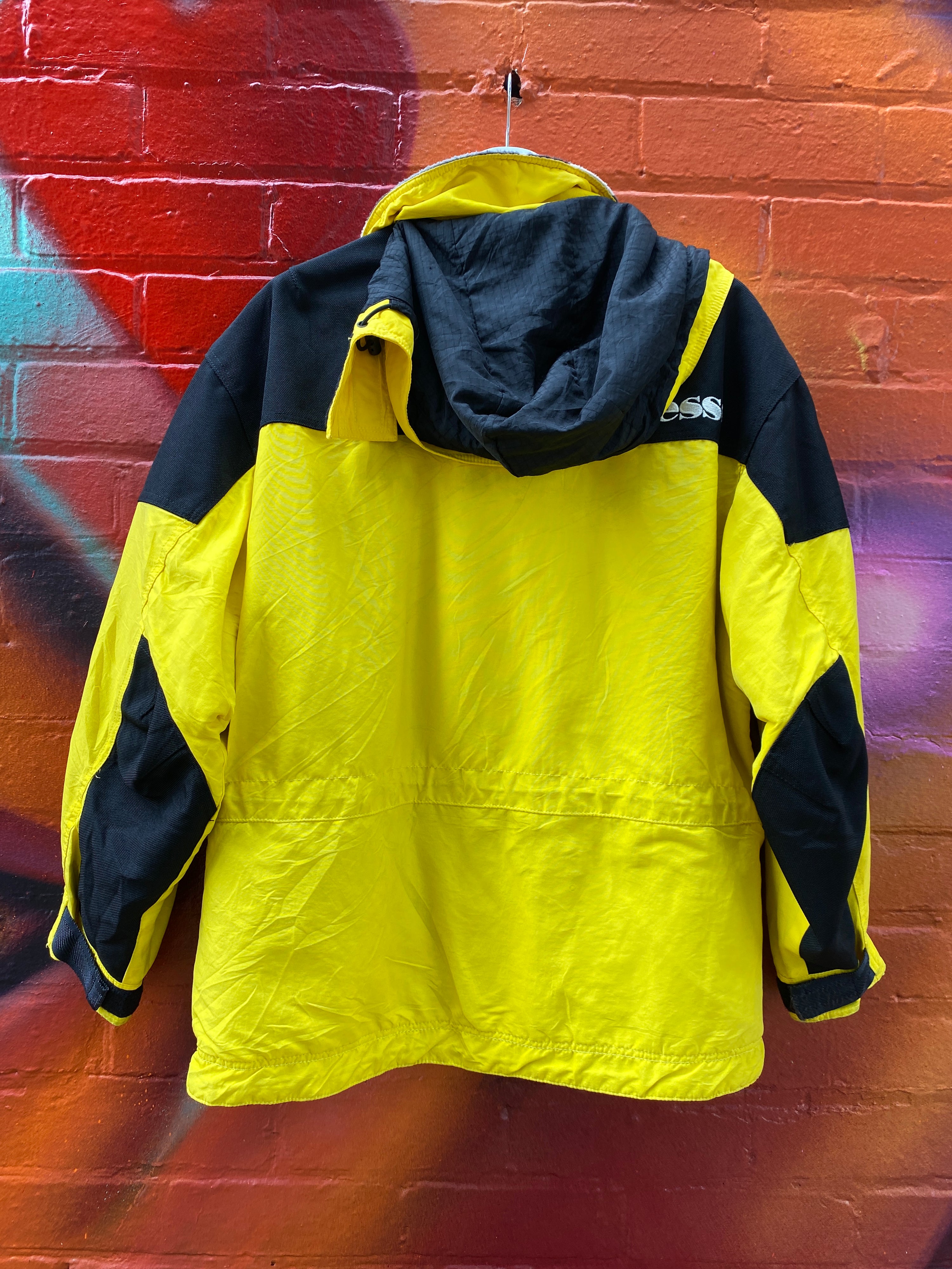 L - Ellesse Bright Yellow Snow Jacket