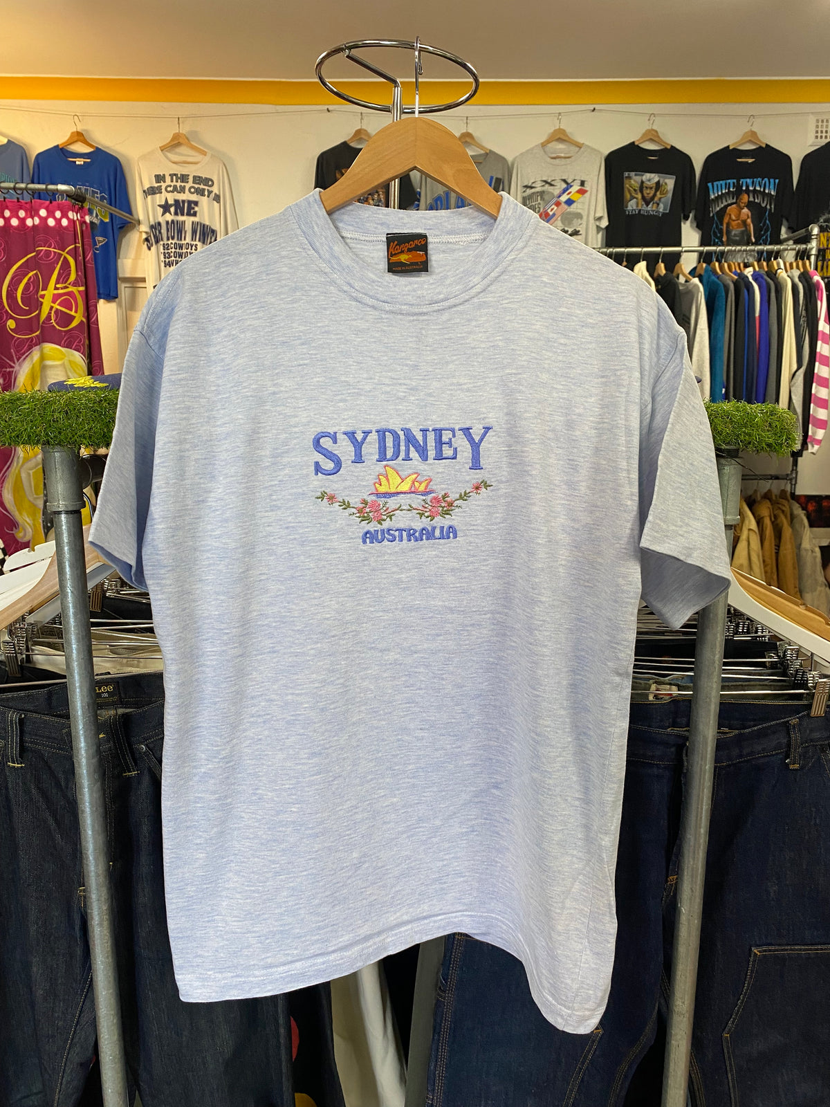 [L] Vintage Sydney, Aus Baby Blue Tee