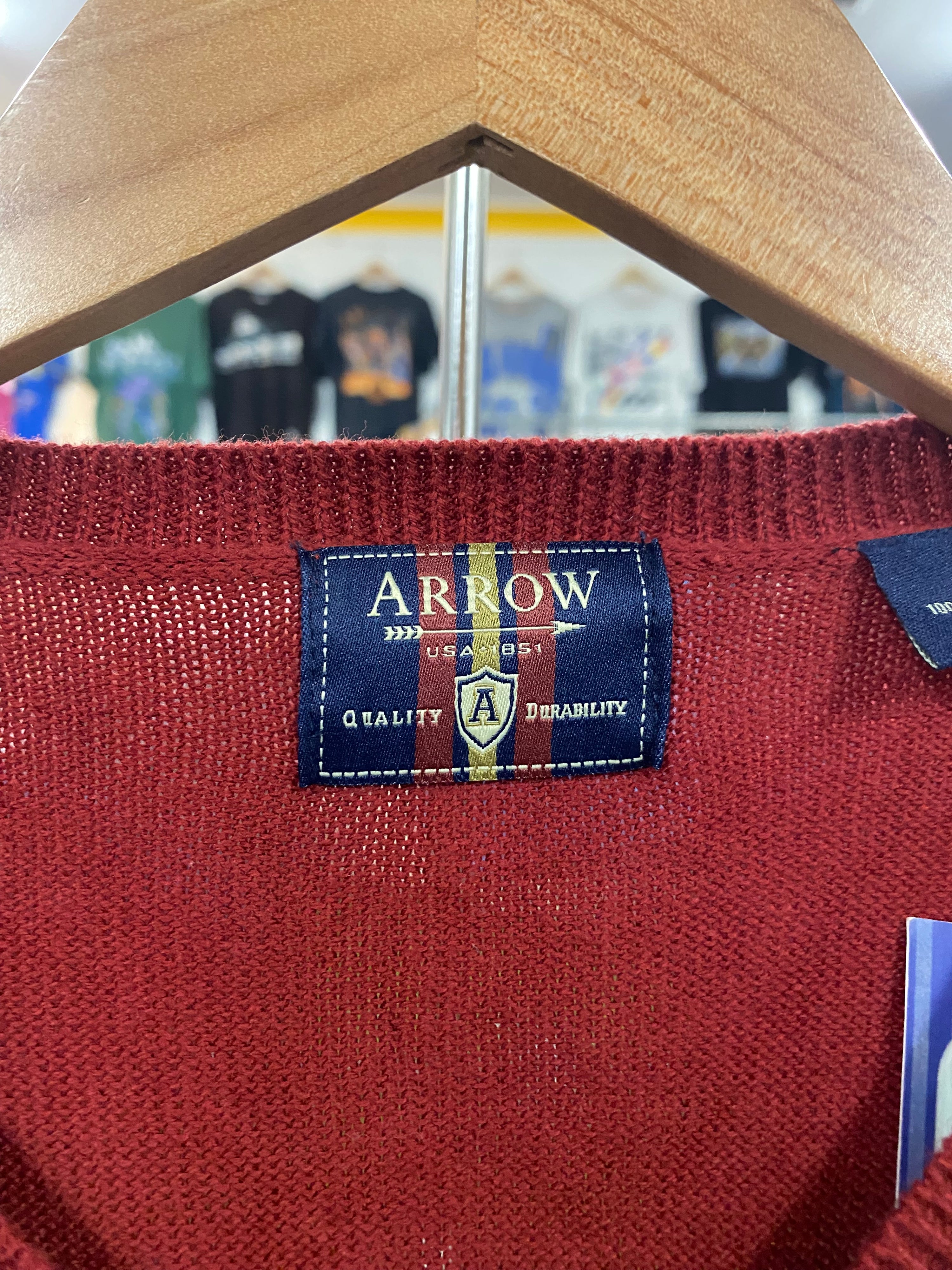 [L] Arrow Red/Grey Diamonds Knit Jumper