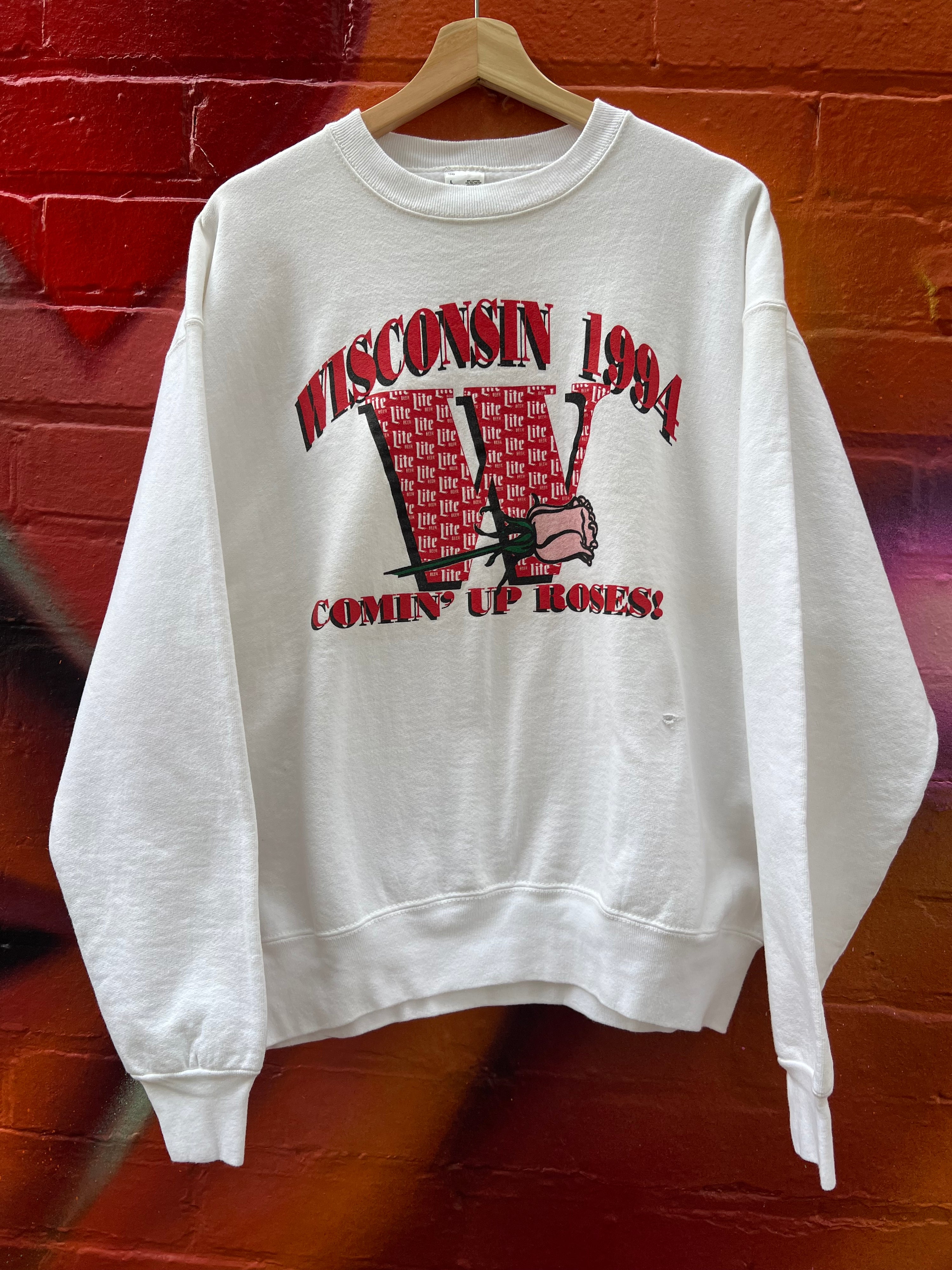 L - Wisconsin 1994 Comin Up Roses Jumper