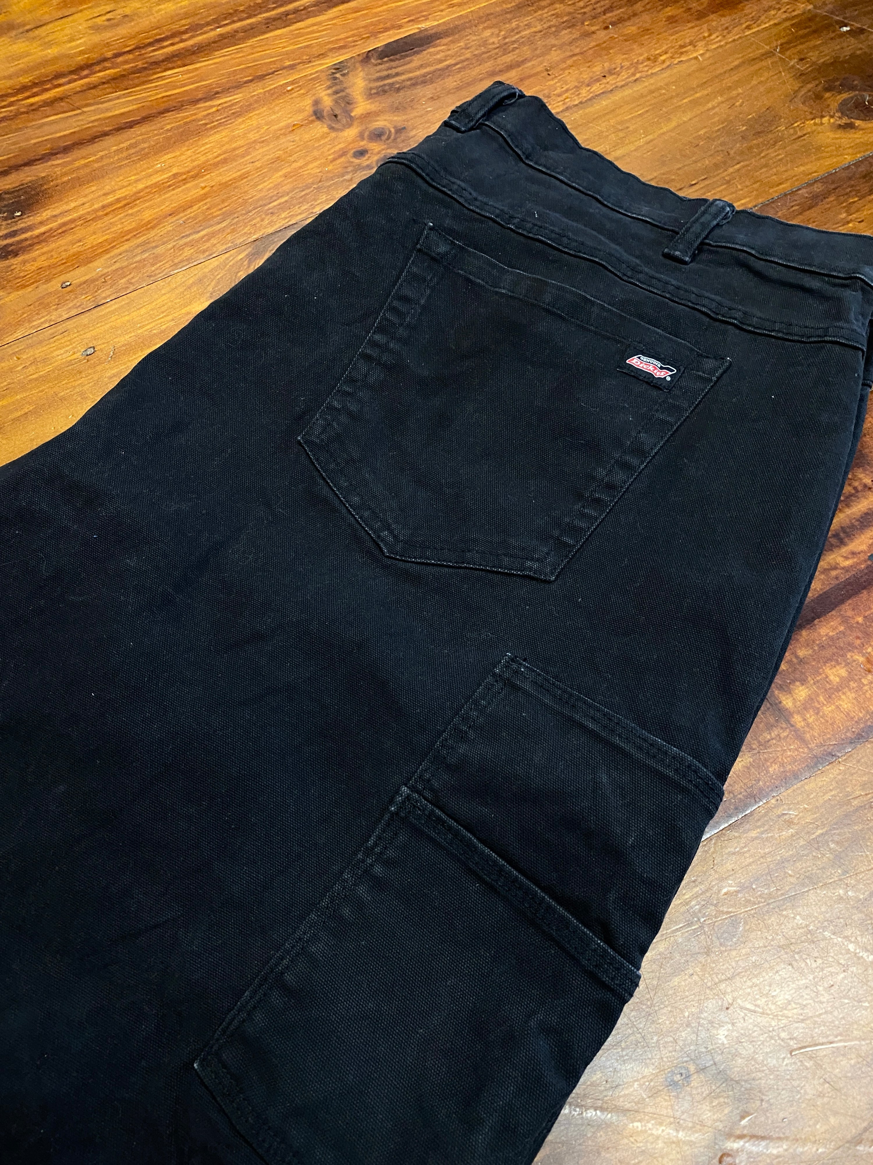 42 - Dickies Black Carpenter Shorts S319