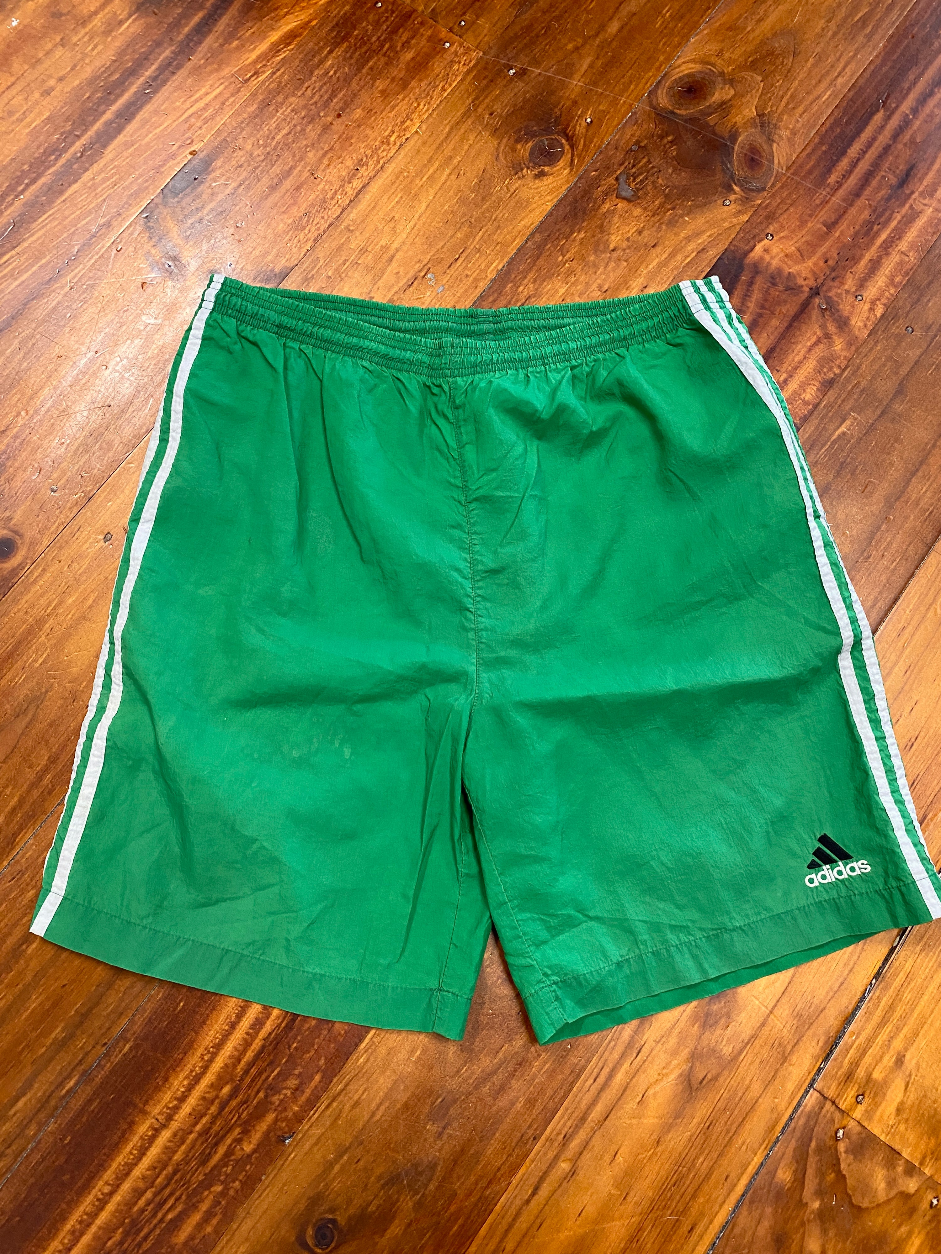 M - 90s Adidas Lightweight Shorts Green