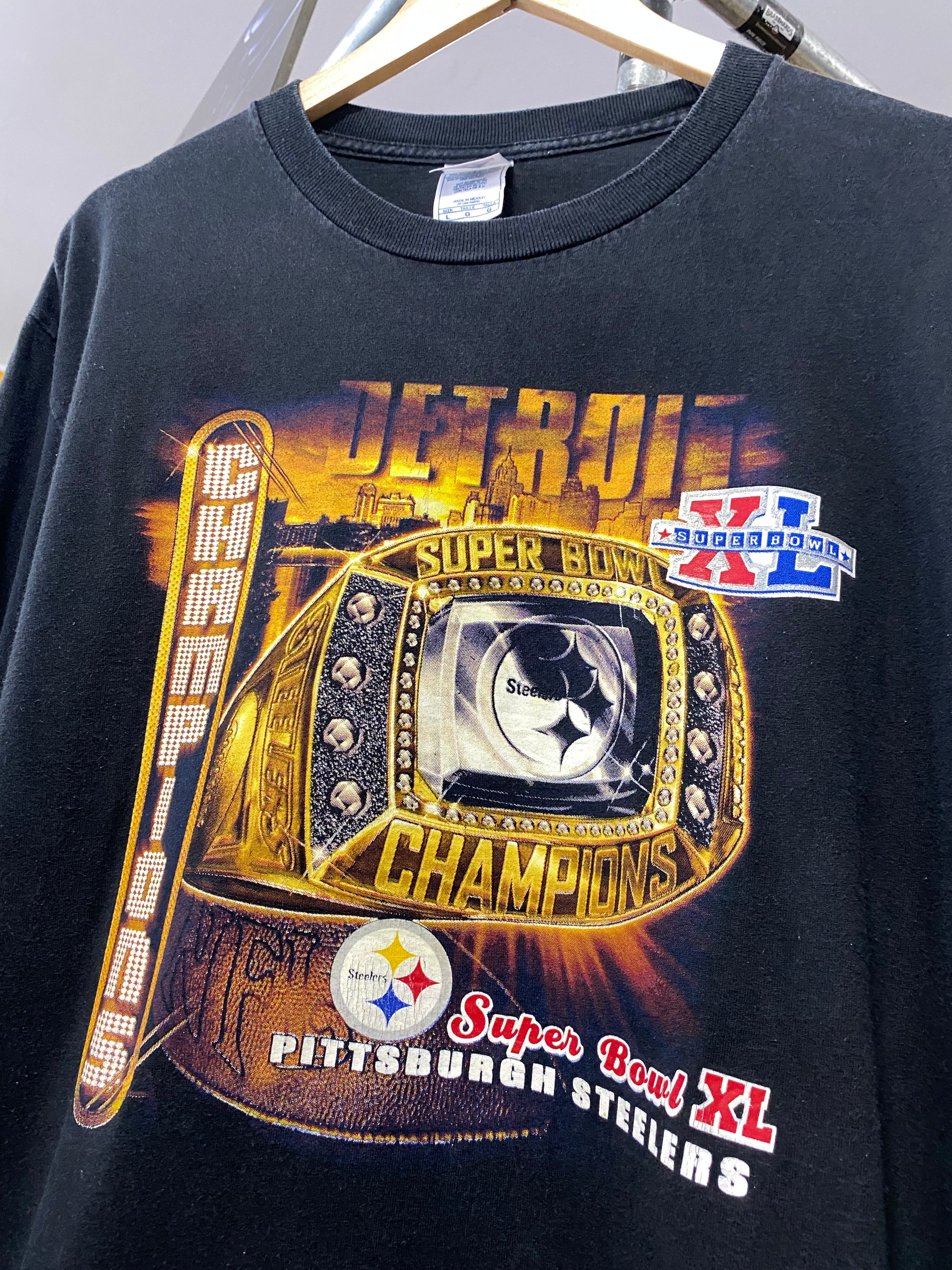 L - Pittsburgh Steelers Super Bowl XL Champions Ring LS Black Tee