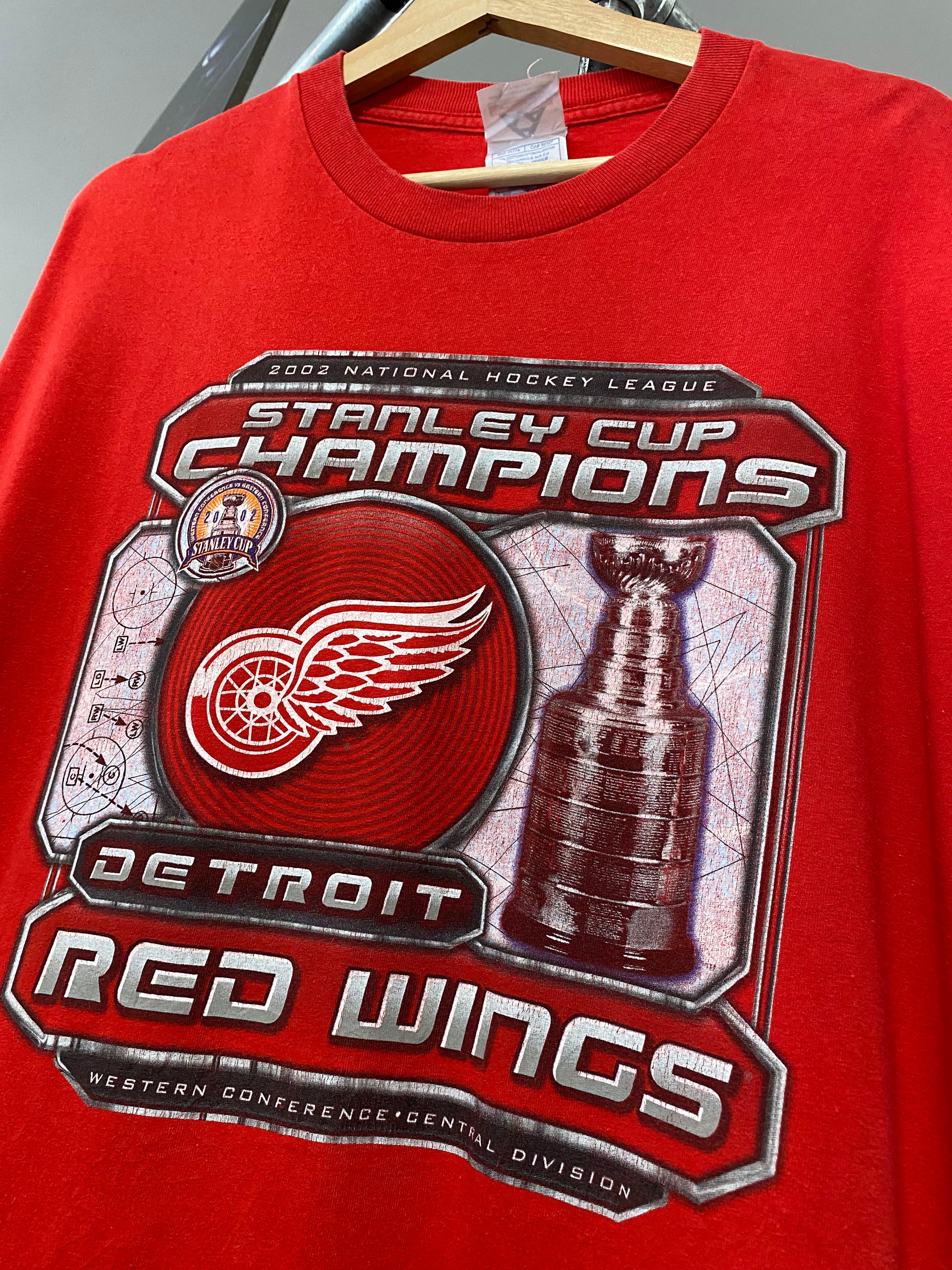 XL - 2002 Detroit Red Wings Stanley Cup Champions Team Roster DS