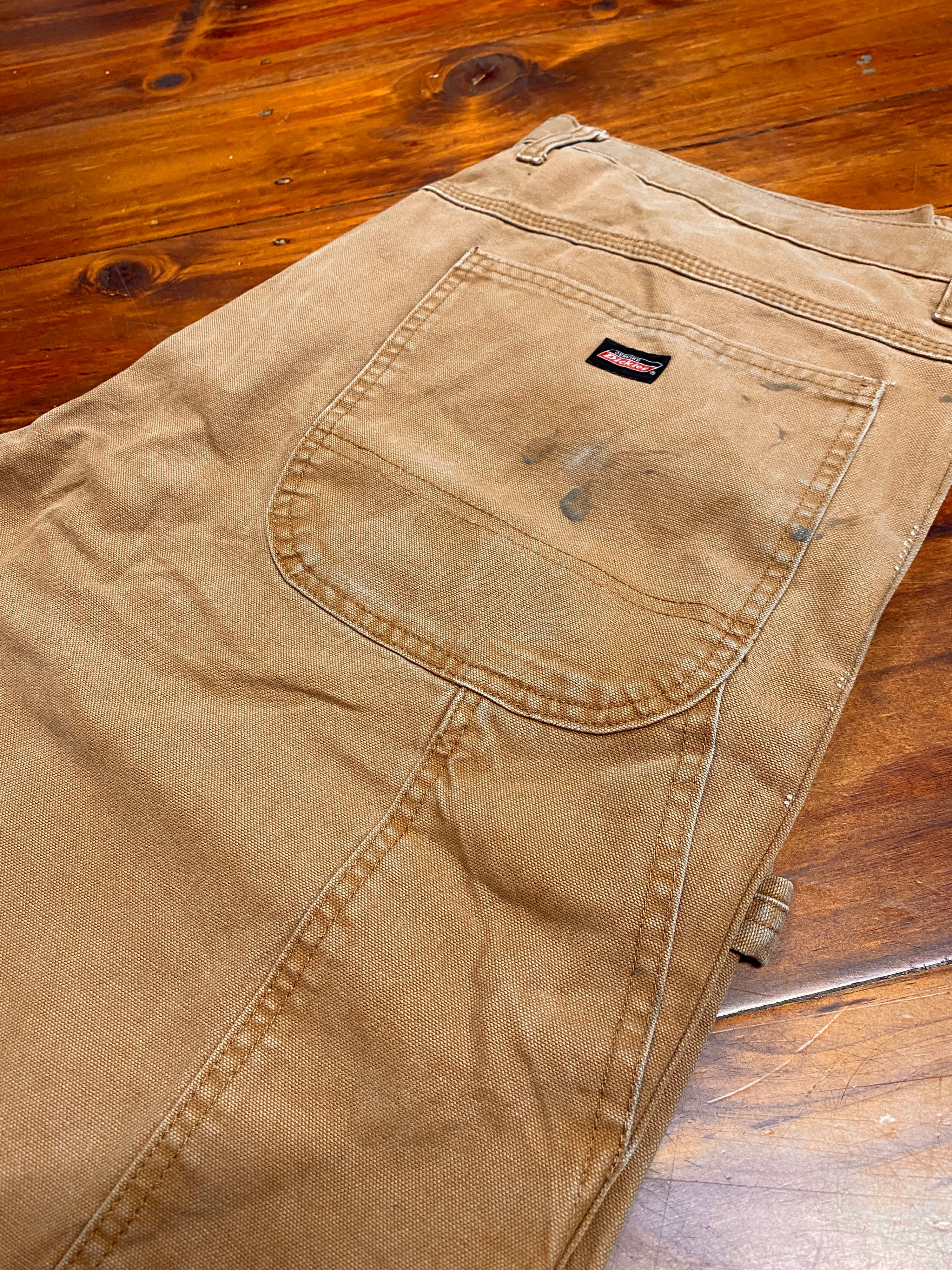 34 - Dickies Brown Carpenter Shorts DS119