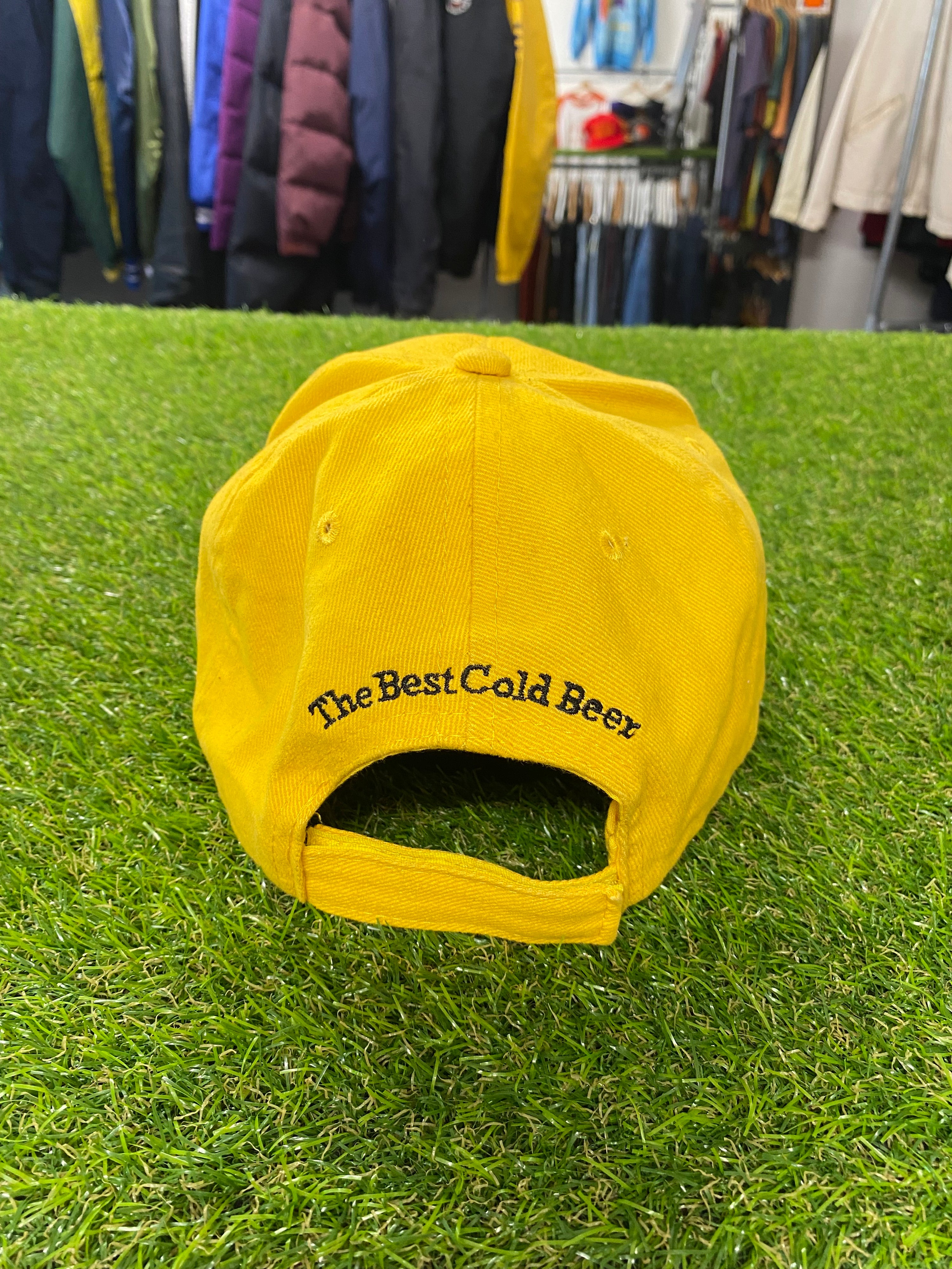 VB Midstrength Lager Yellow Hat