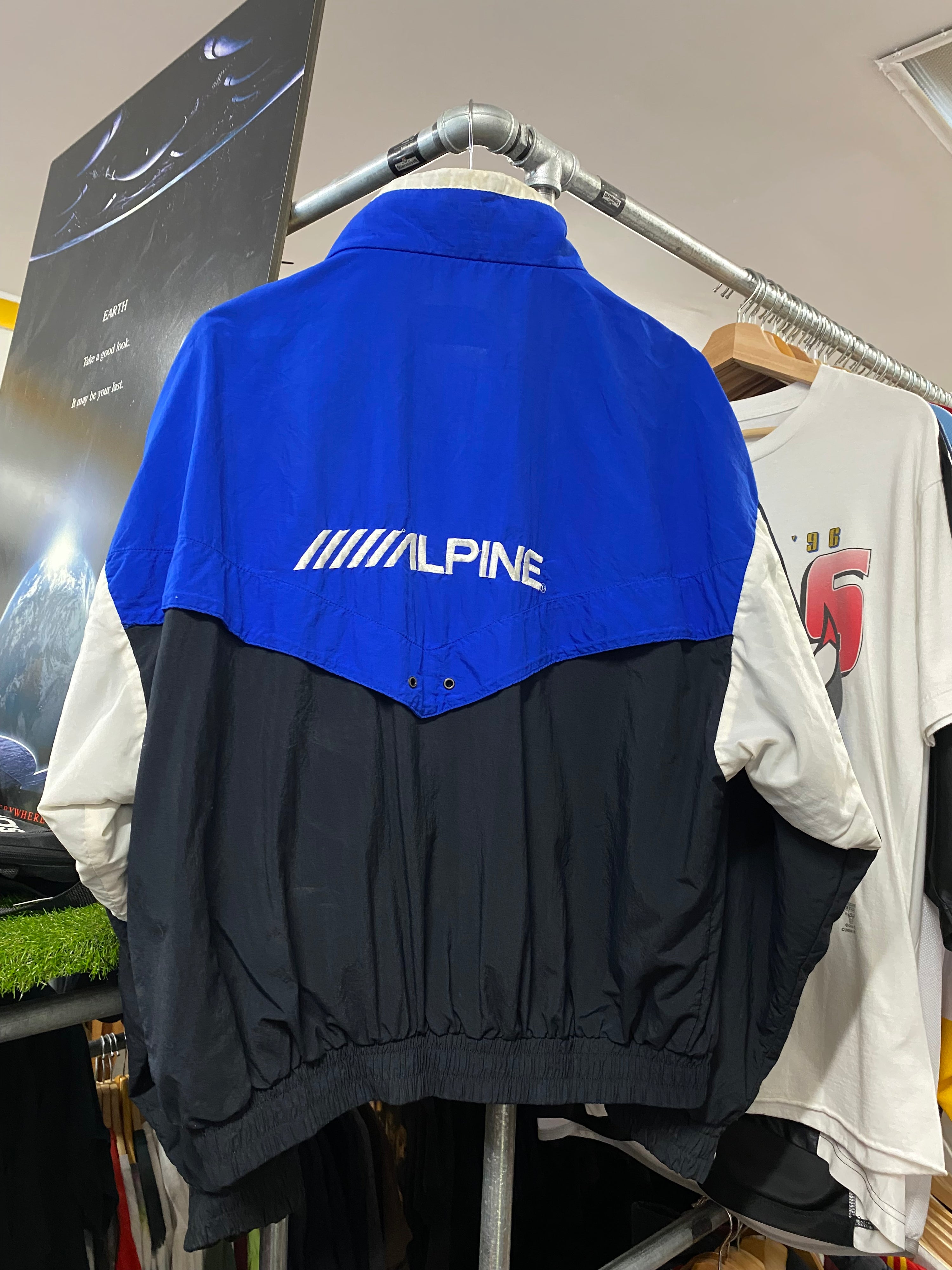 [L] Vintage Alpine Car Stereo Windbreaker