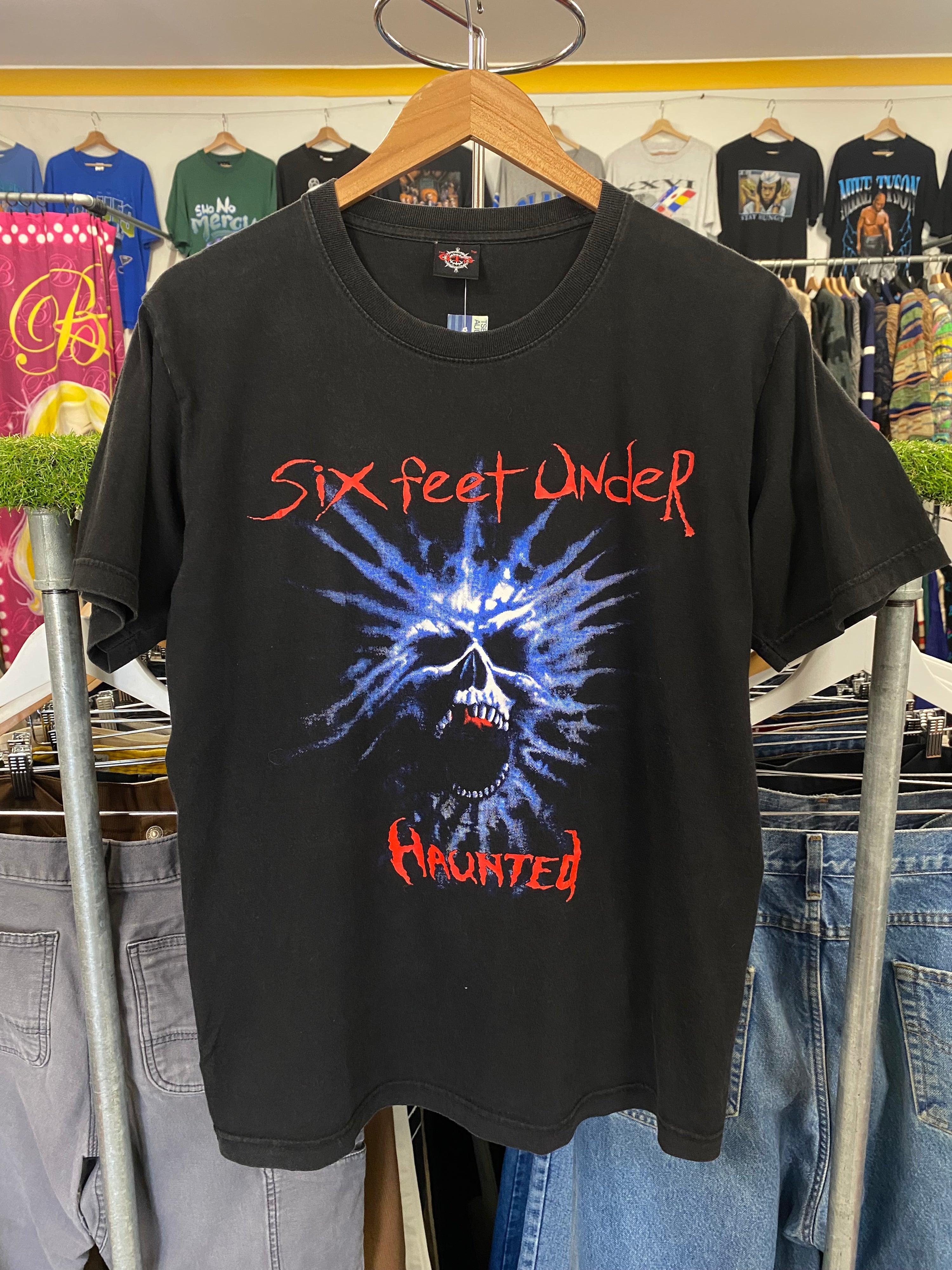 [M] Six Feet Under: Haunted Double Sided