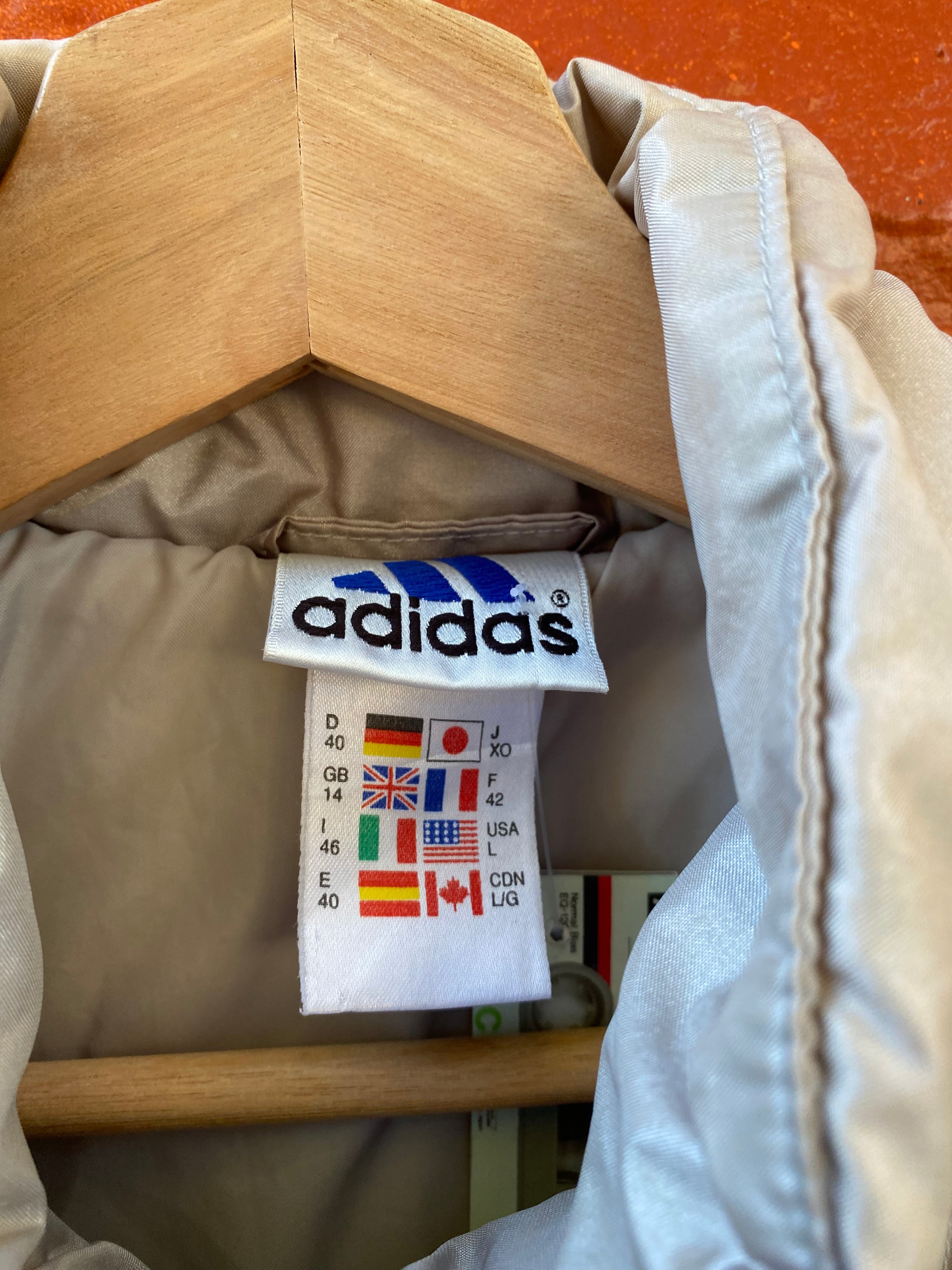 [L] Adidas Cream/Coffee Puffer Jacket