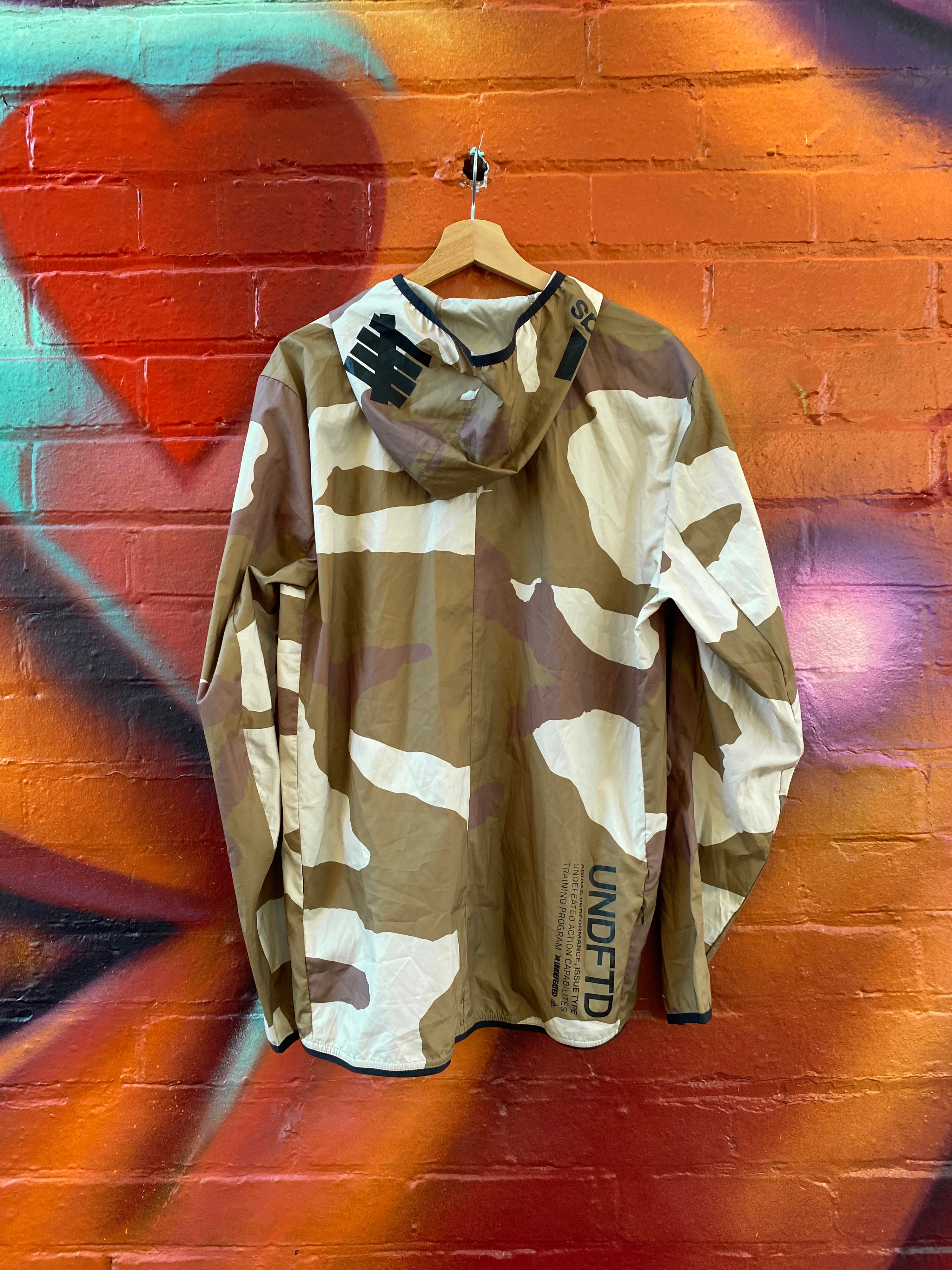 [M] Adidas Running x Undefeated Camo Spray Jacket