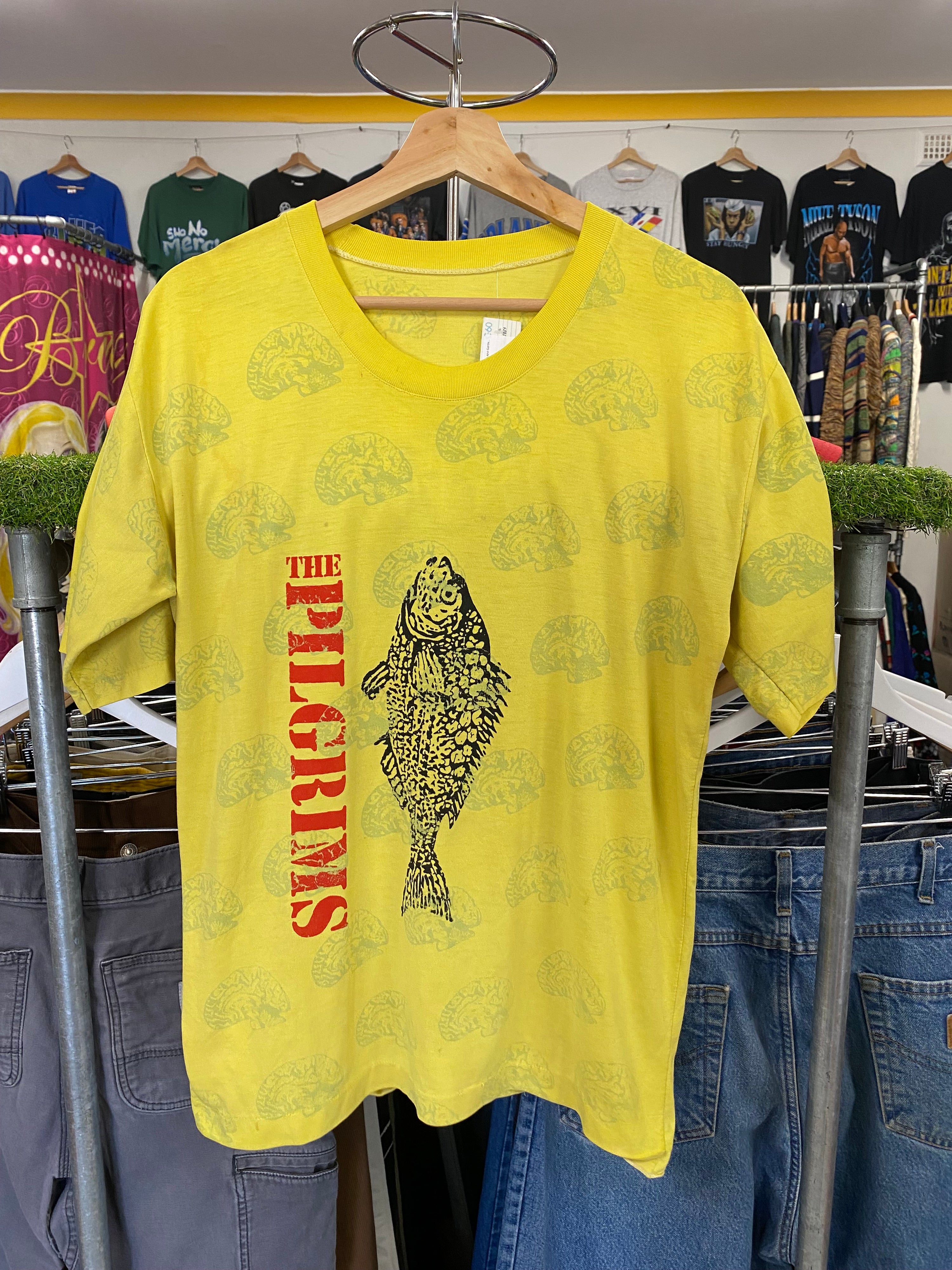 [M] Vintage 'The Pilgrims' Perfume And Garden All Over Print Tshirt