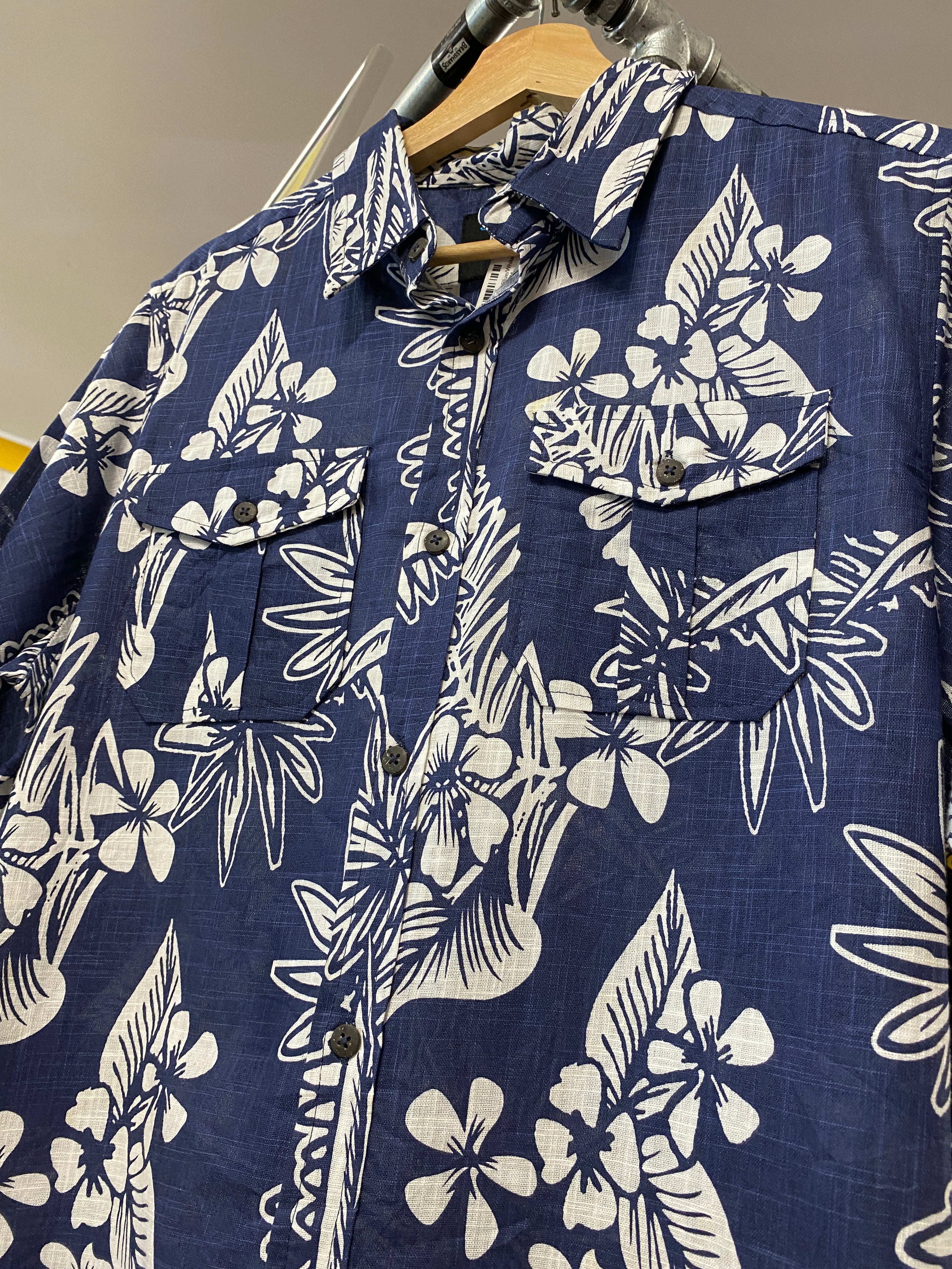 M - Jonathan Martin Blue/White Floral Button-up