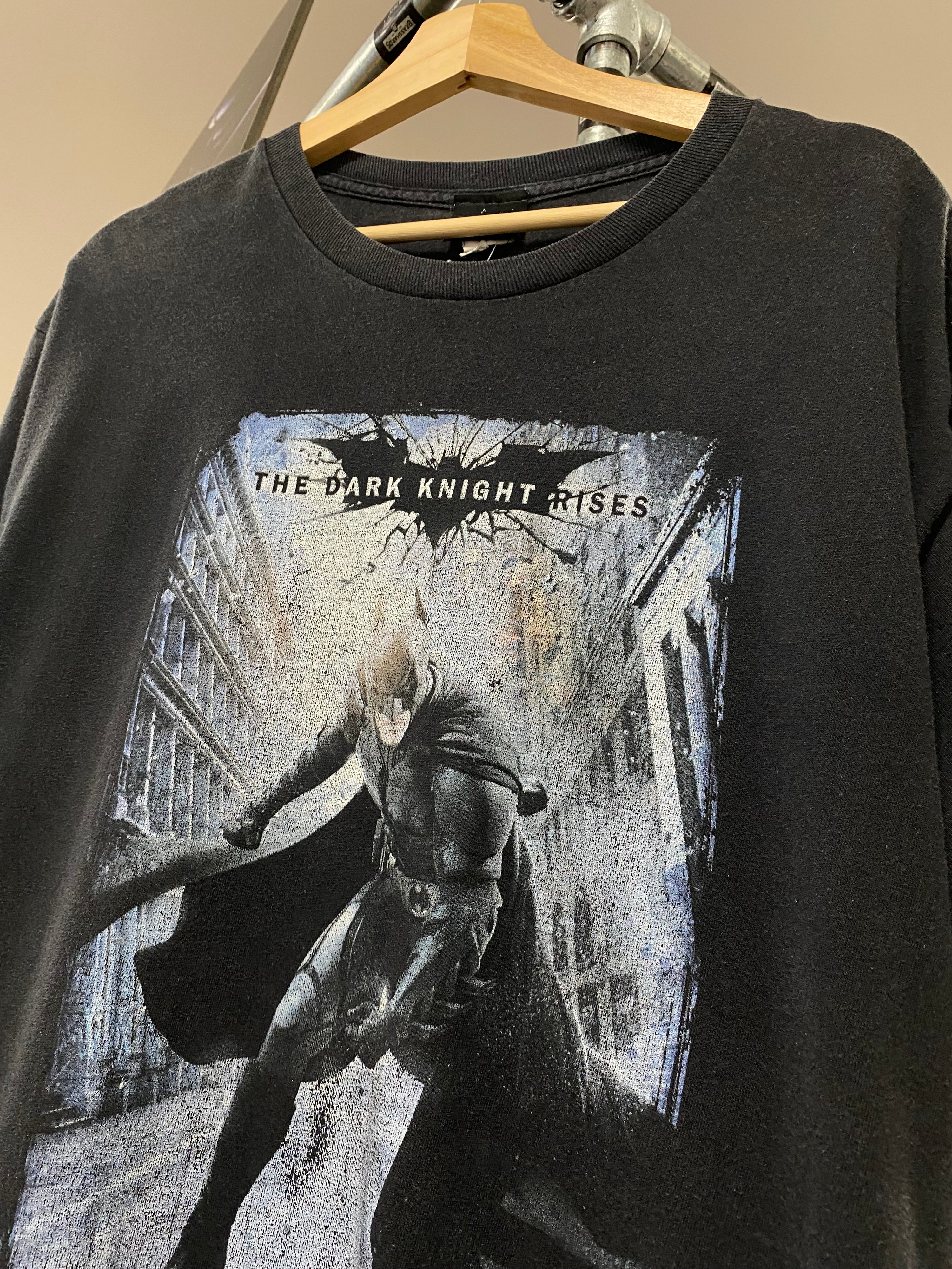 L - 2012 The Dark Knight Rises Promo Tee