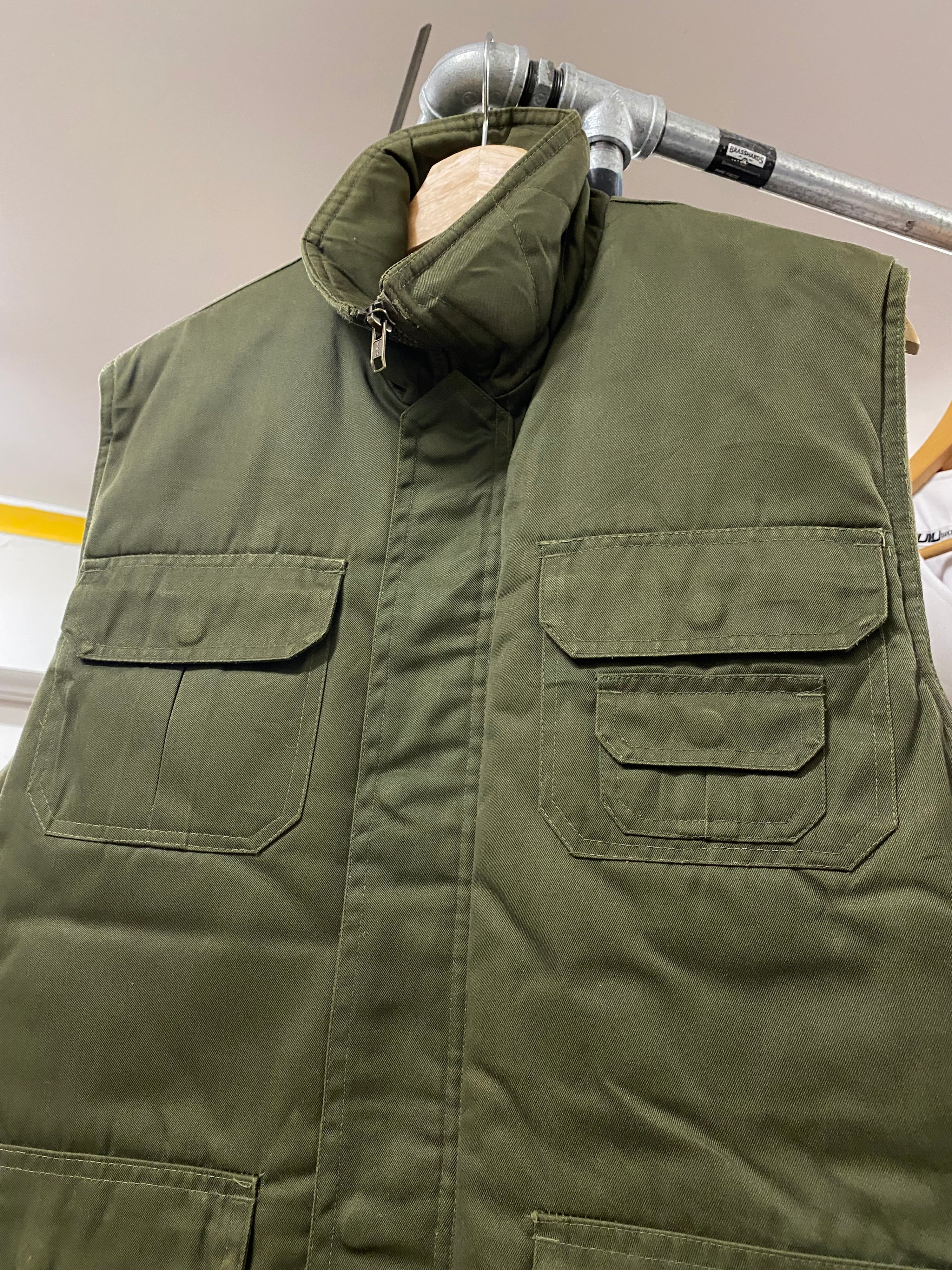 [M] Vintage Thick Green Fishing Vest