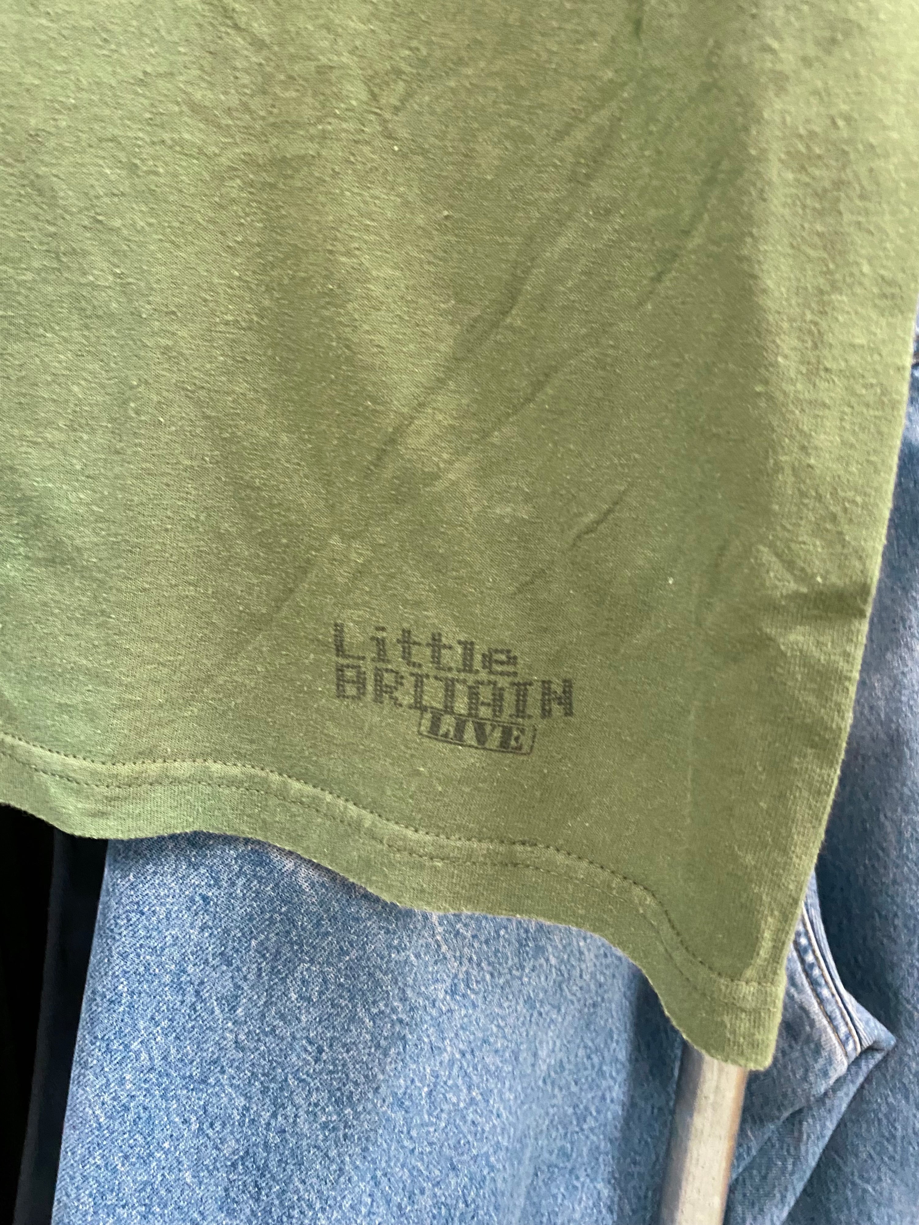 [L] 2000s Little Britain 'Want That One' Double Sided Green Tshirt