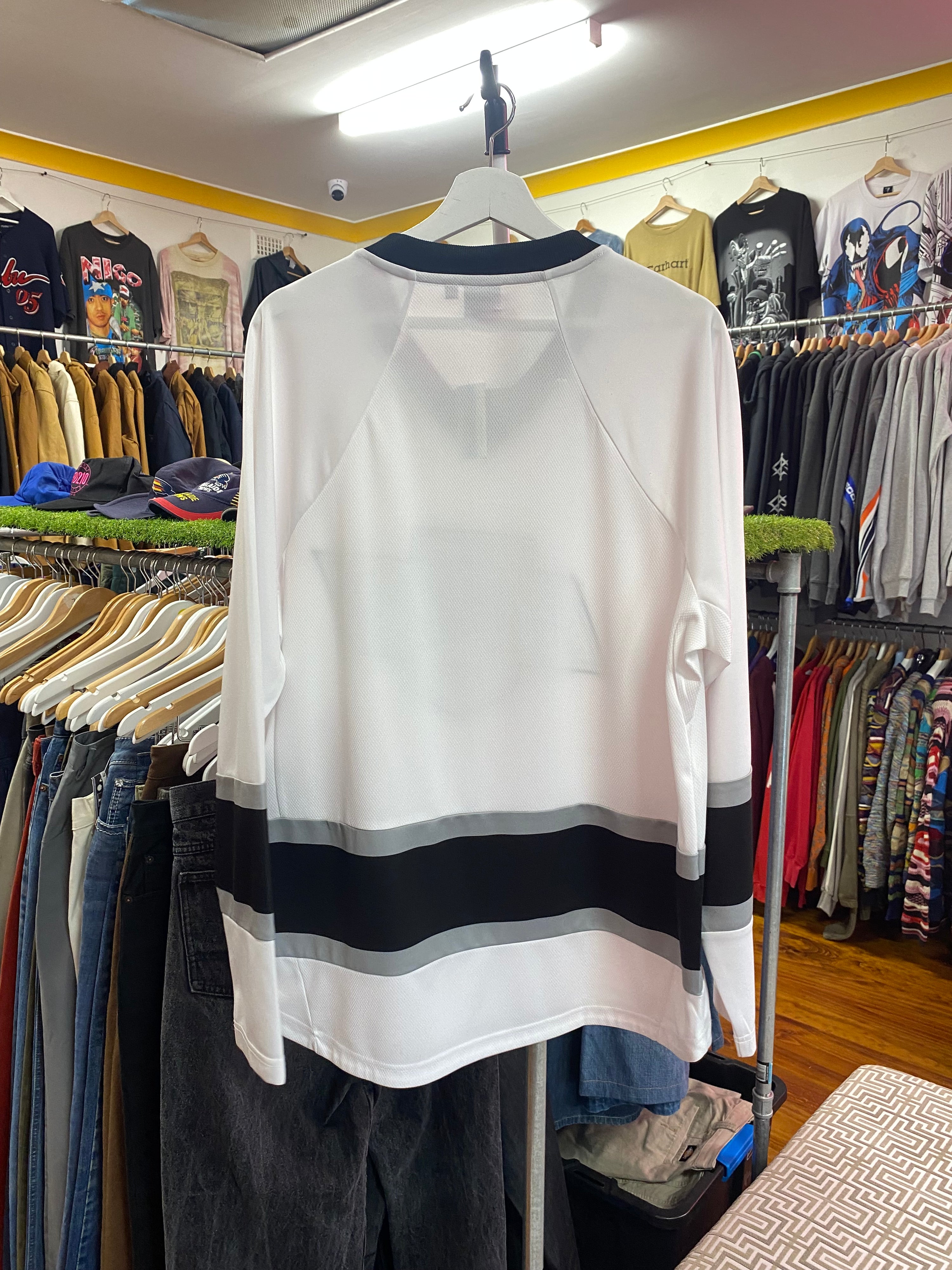 [L] LA Kings Hockey Jersey