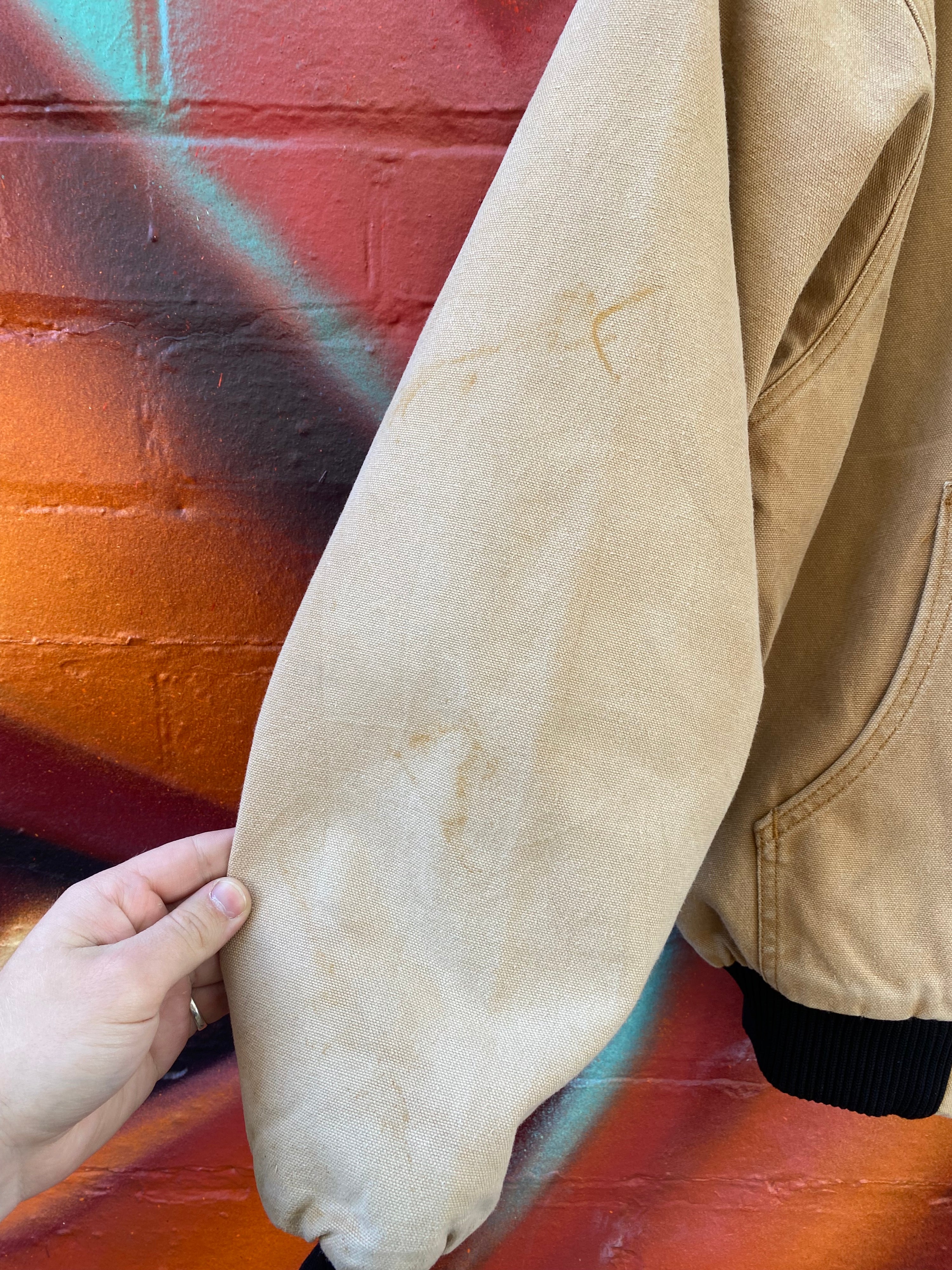 [L] Vintage Cahartt Tan Active Jacket with Black Ribbing