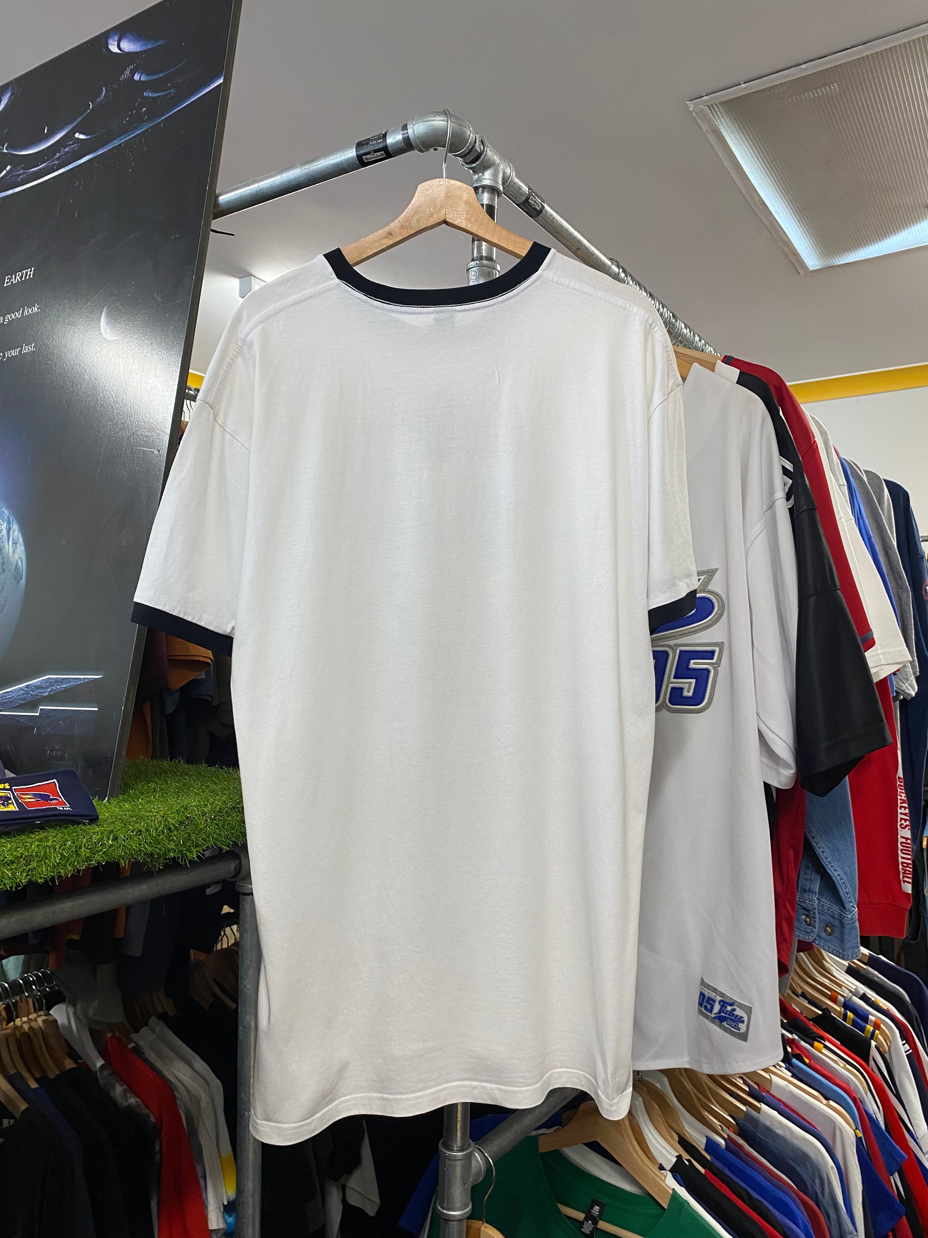 [XL] Dans Former Daniel Johns White Tee