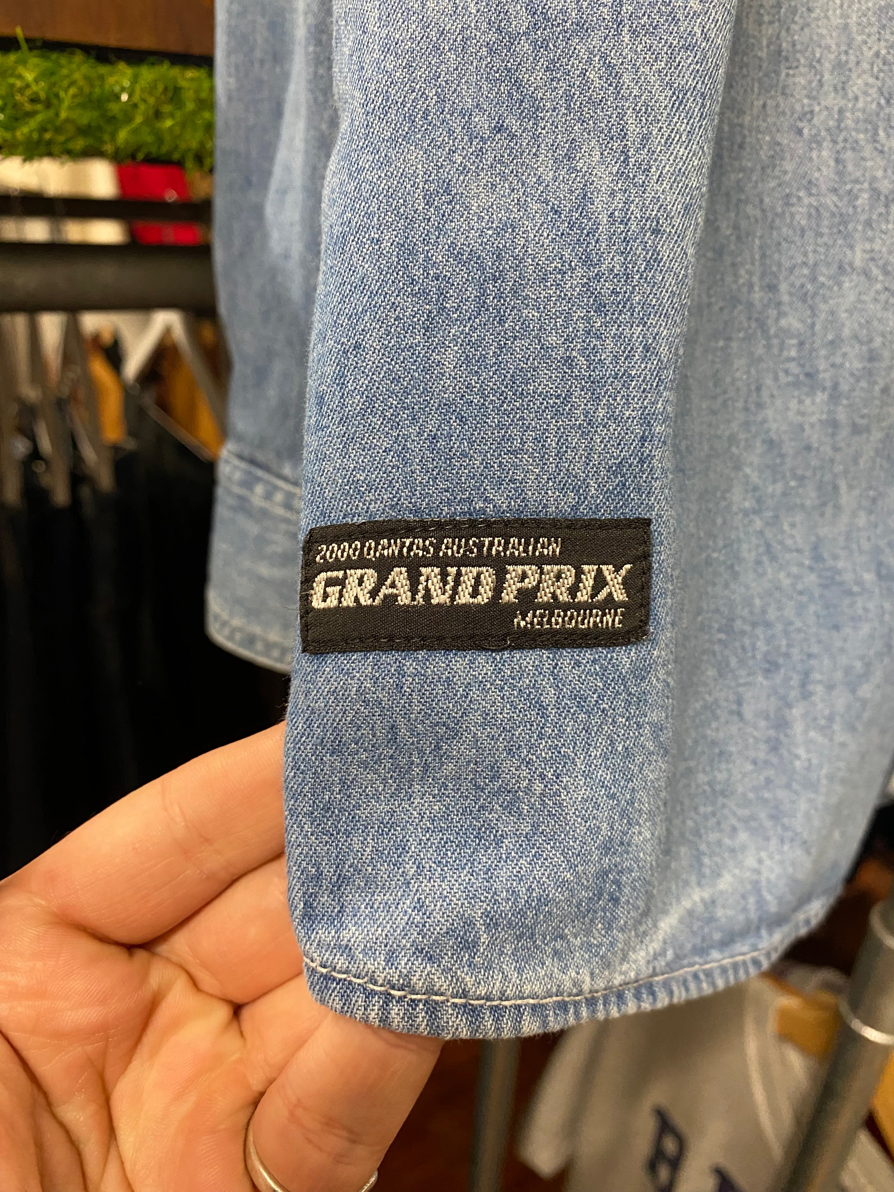 [L/XL] 2000 Melbourne Grand Prix LS Button Up