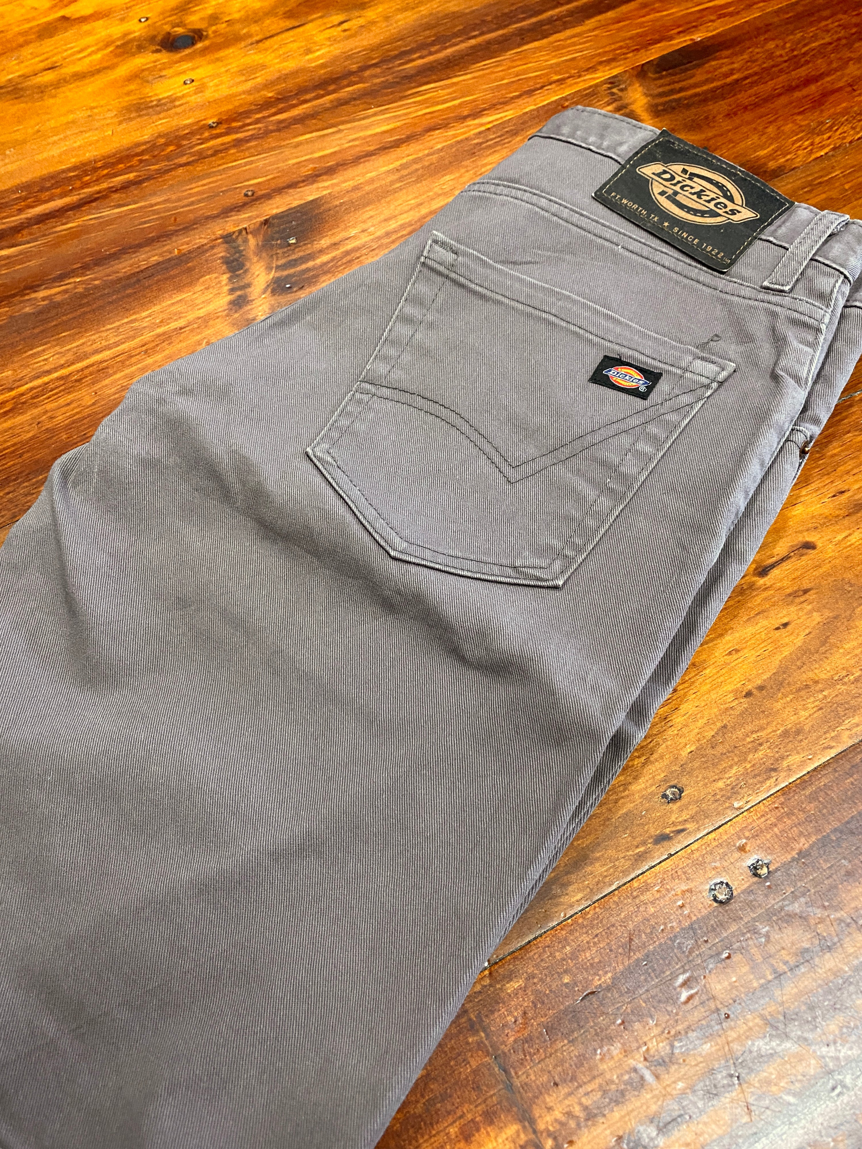 32 - Dickies Slim Faded Grey/Brown Shorts