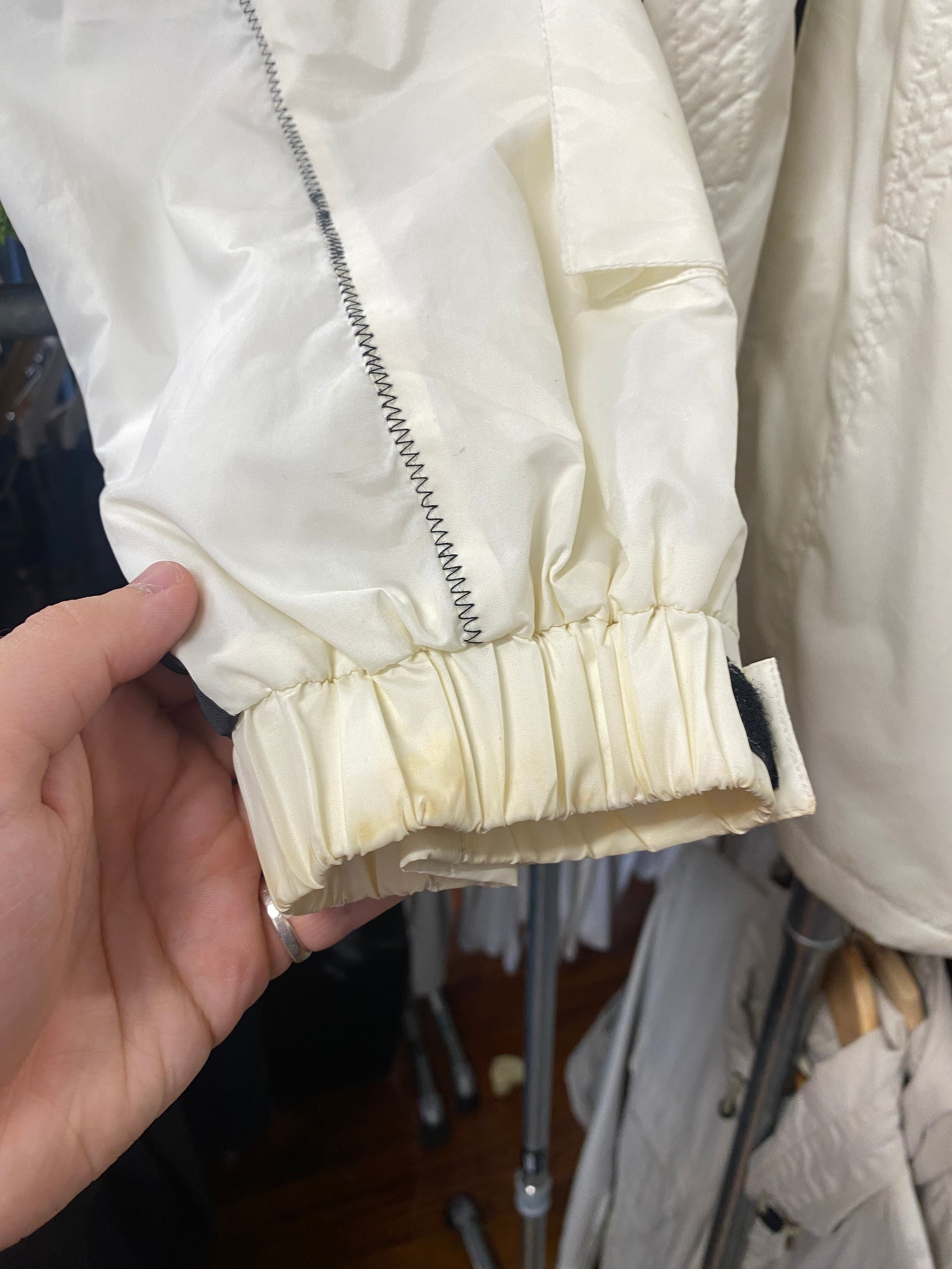 M - 2000s Ruff Ryders Oversize Hooded White Jacket