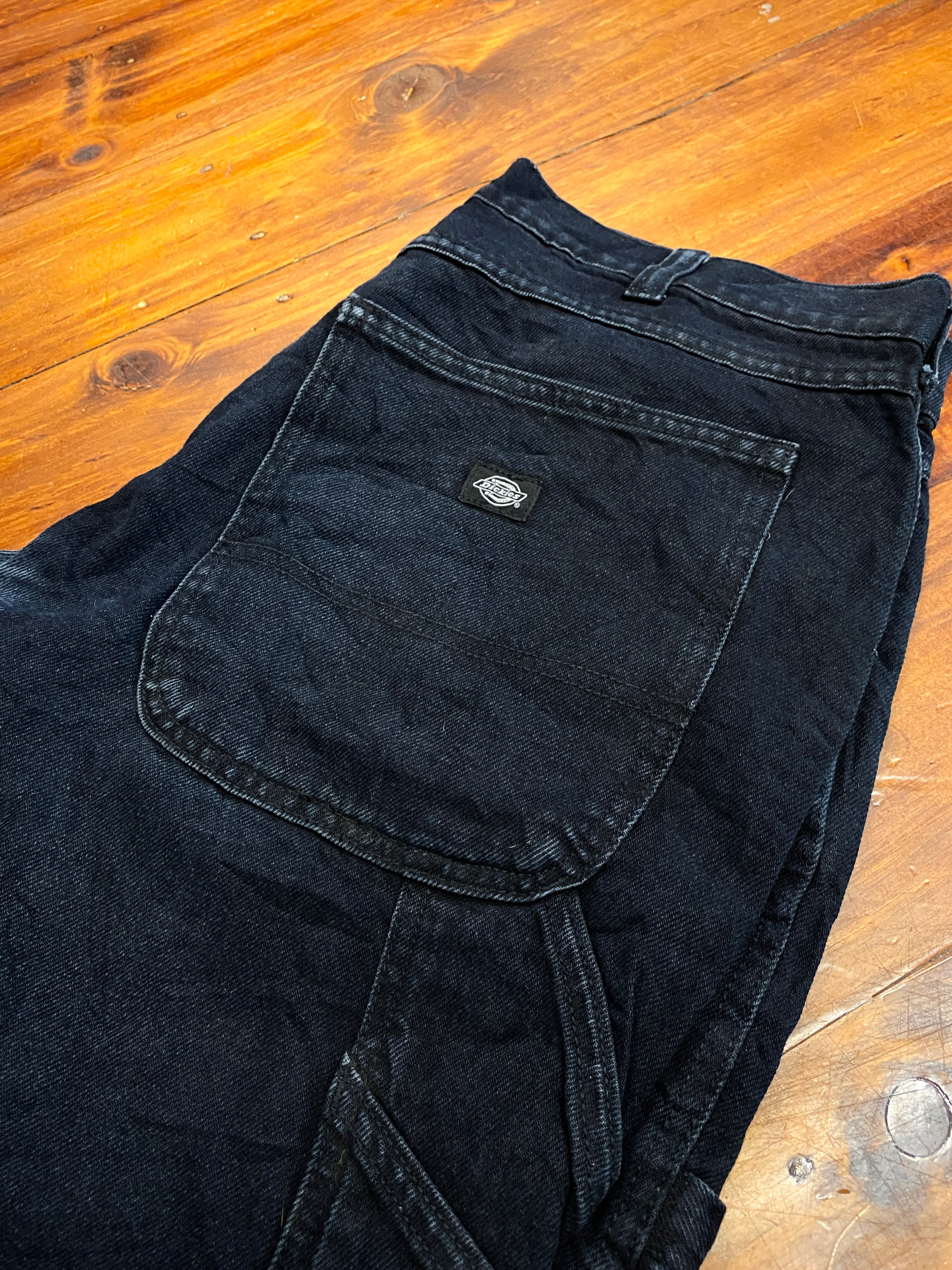 34 - Dickies Dark Blue Denim Carpenter Shorts S306