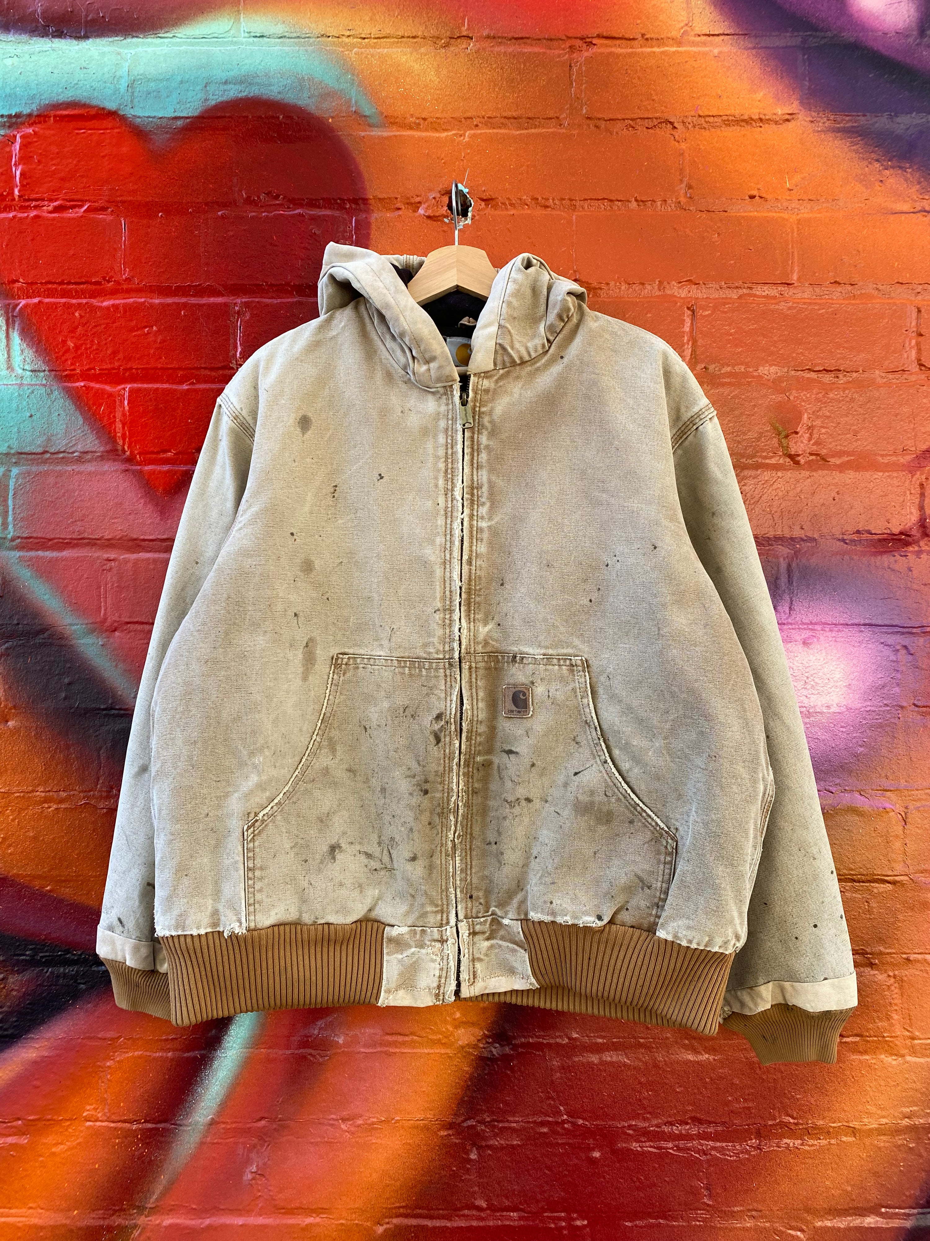 [L] Vintage Carhartt Heavily Faded/Thrashed Tan Active Jacket