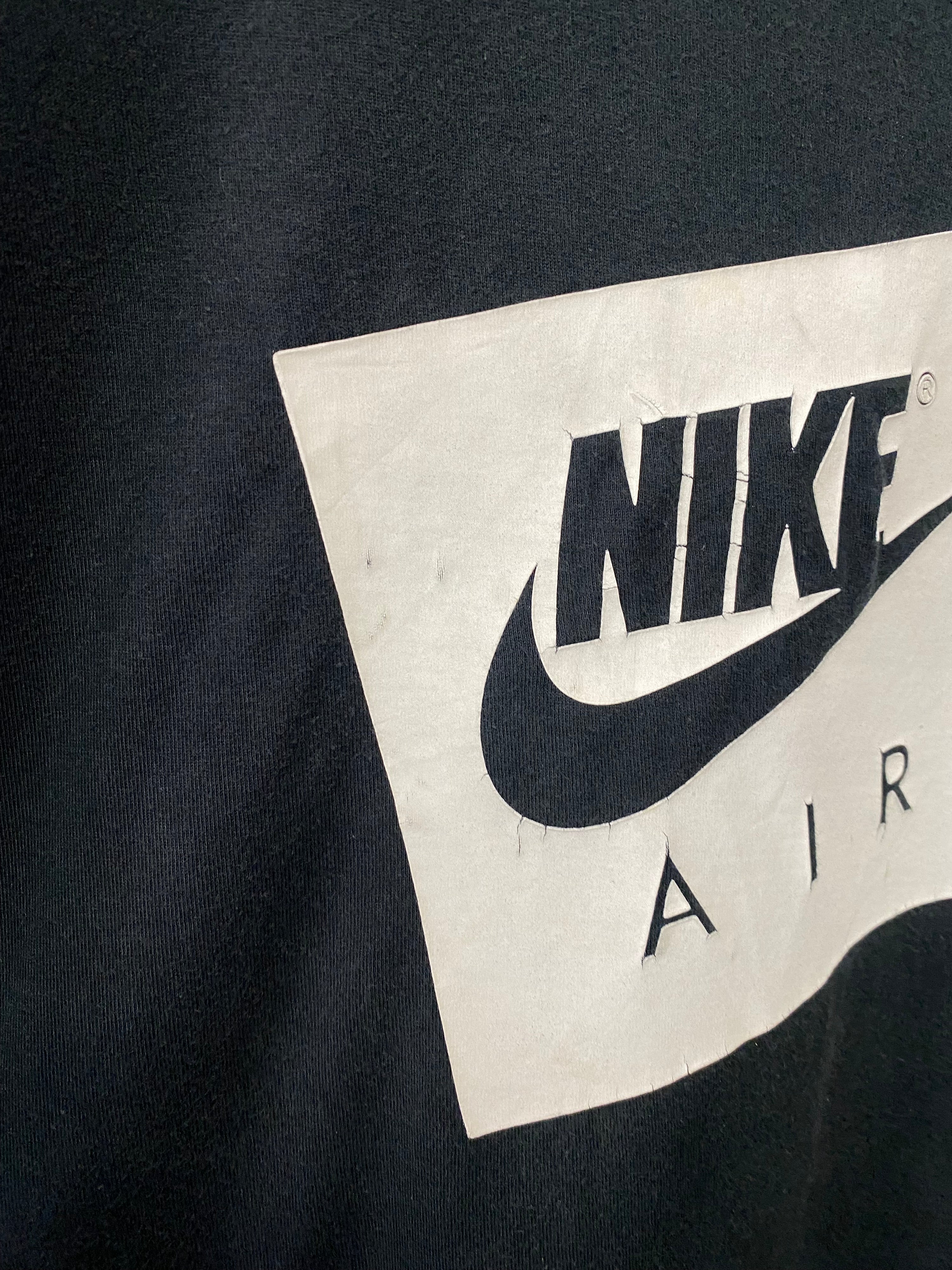 XL - Nike Air Off Centre White Box/Black Tee