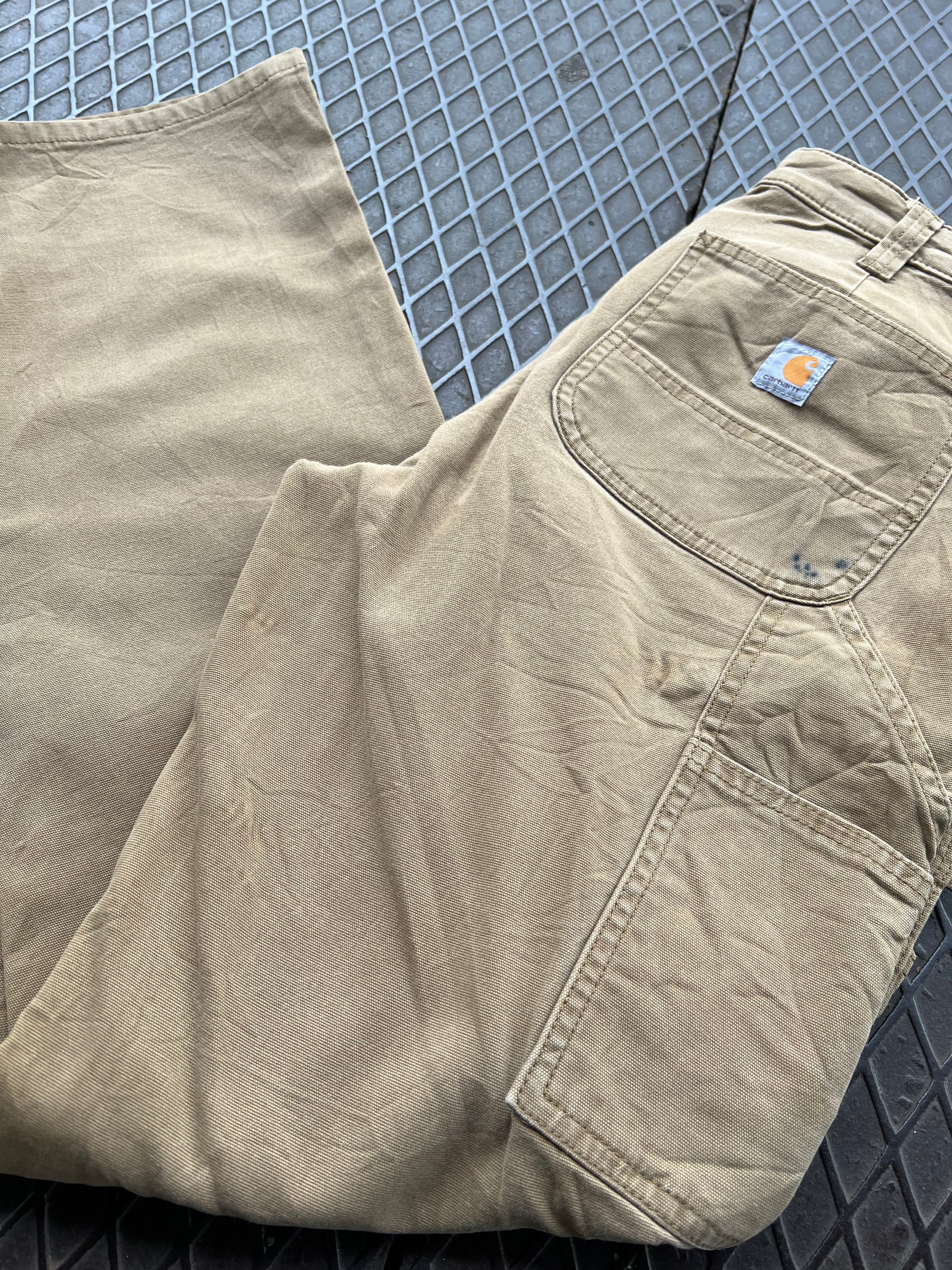 28 - Carhartt Brown Loose Fit Carpenter Pants P107