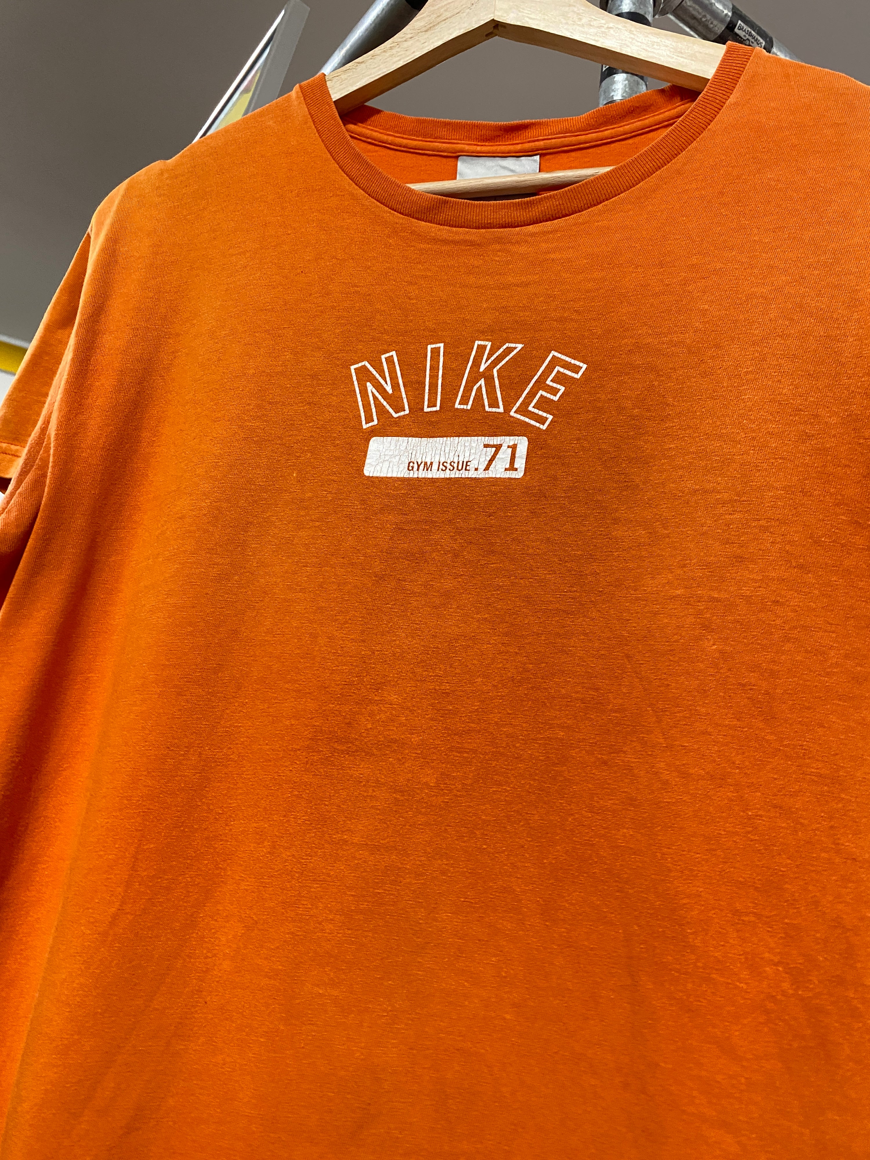 L - 2000s Nike Gym Issue.71 Orange Tee
