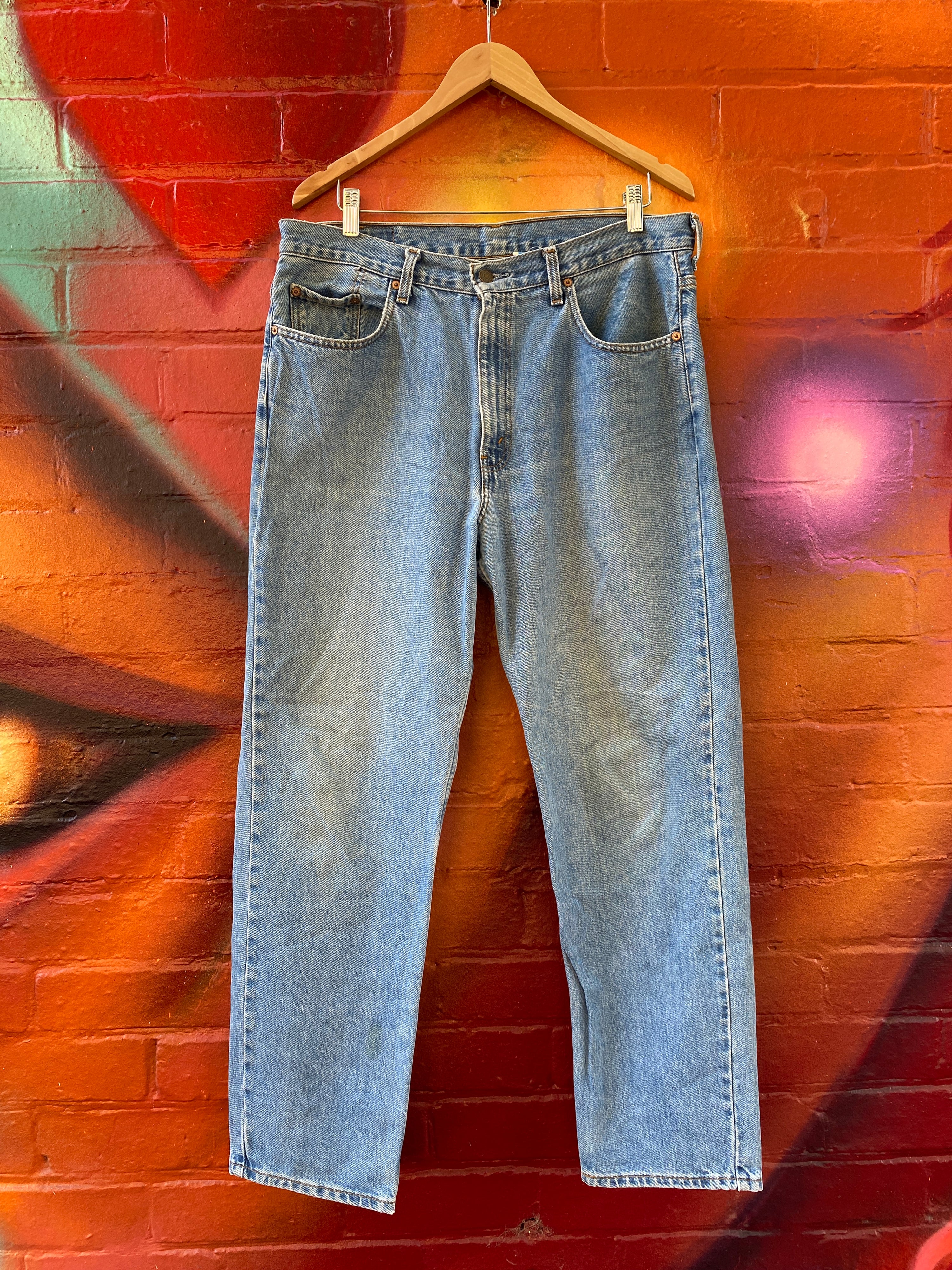 35 - Levi's Jeans 044