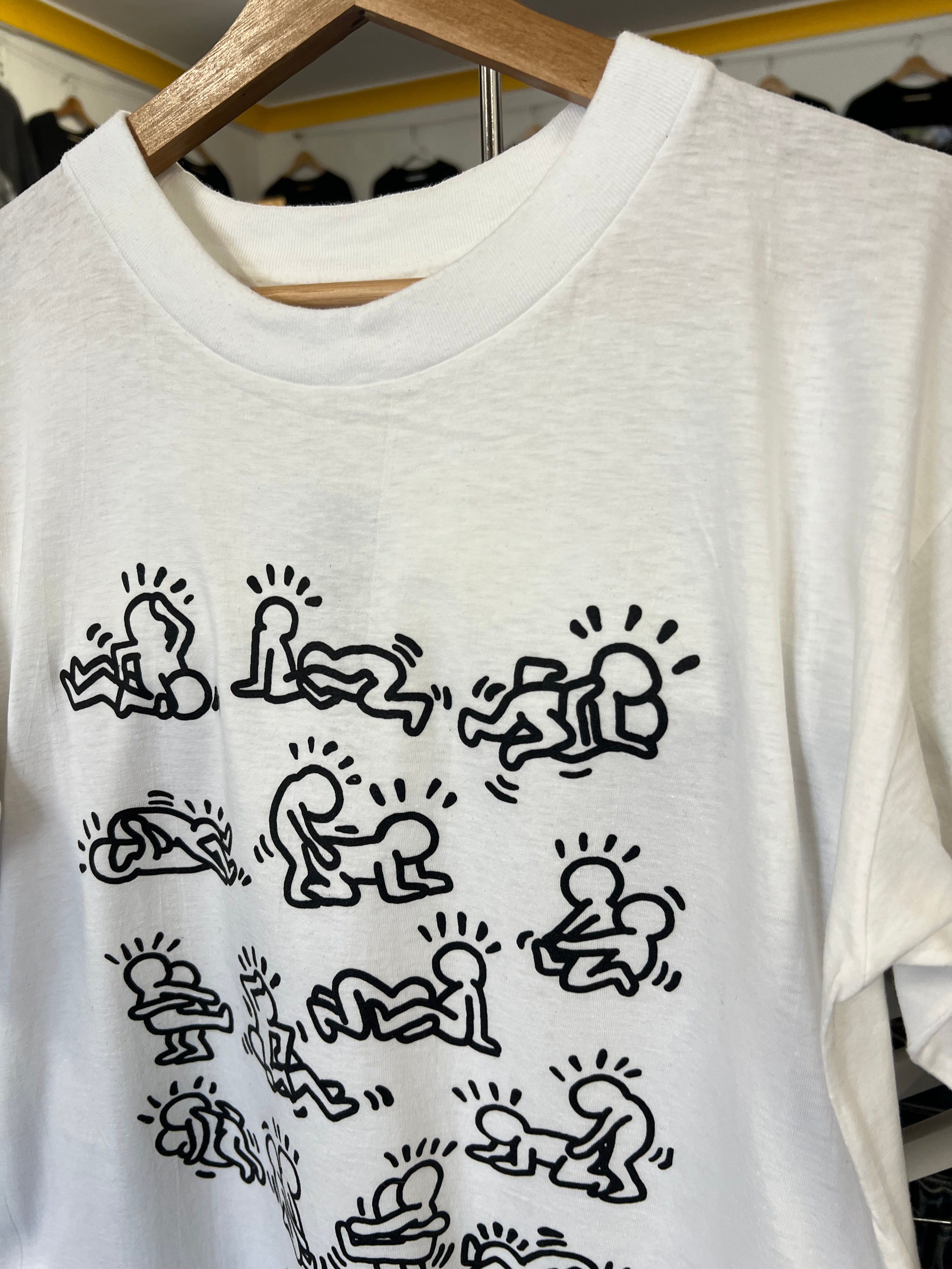 [L] 1990s Love Sex Doodles Keith Harring Parody Tshirt