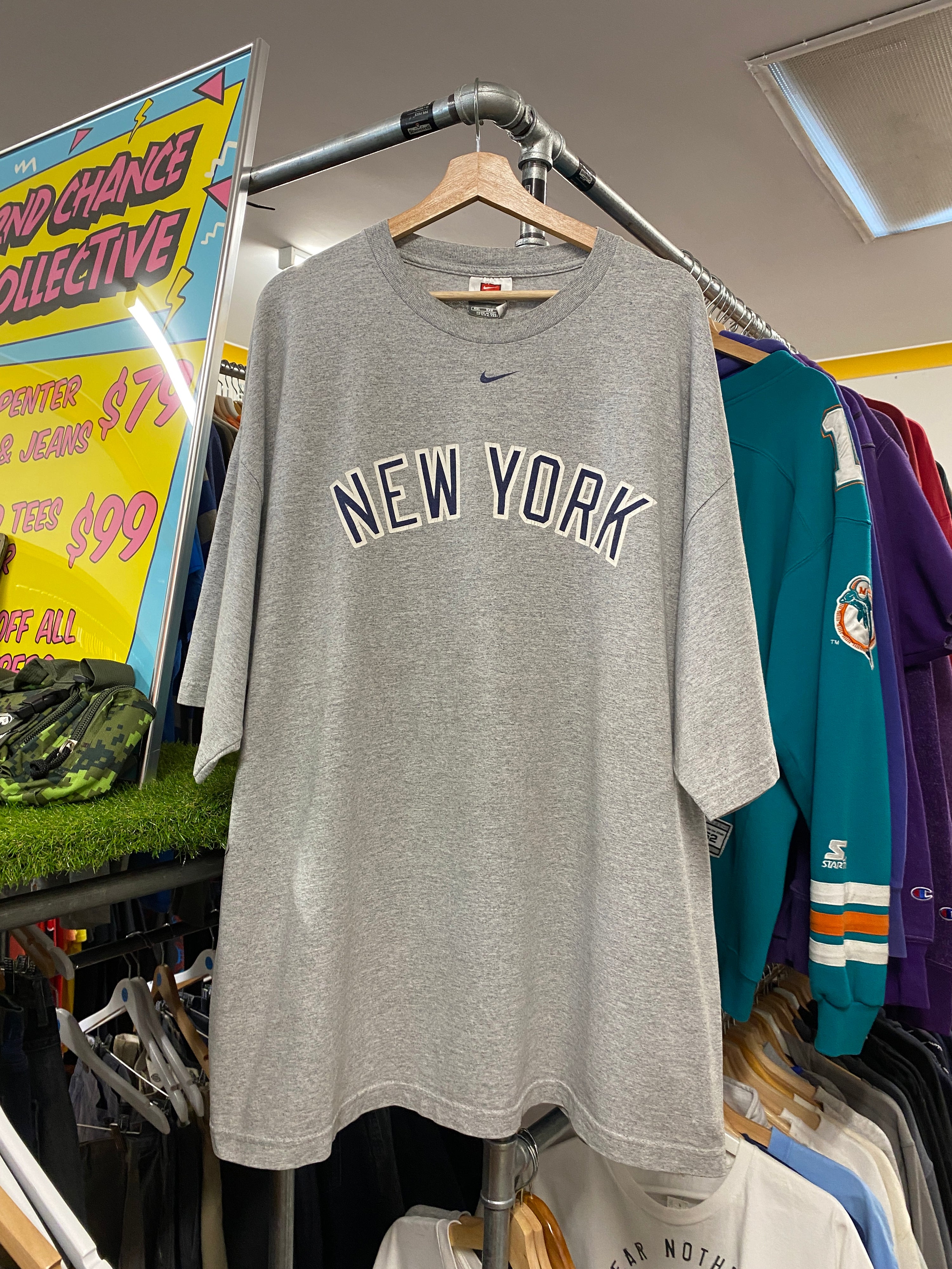 2XL - 2000s Nike New York: Home Of The Yankees Grey DS