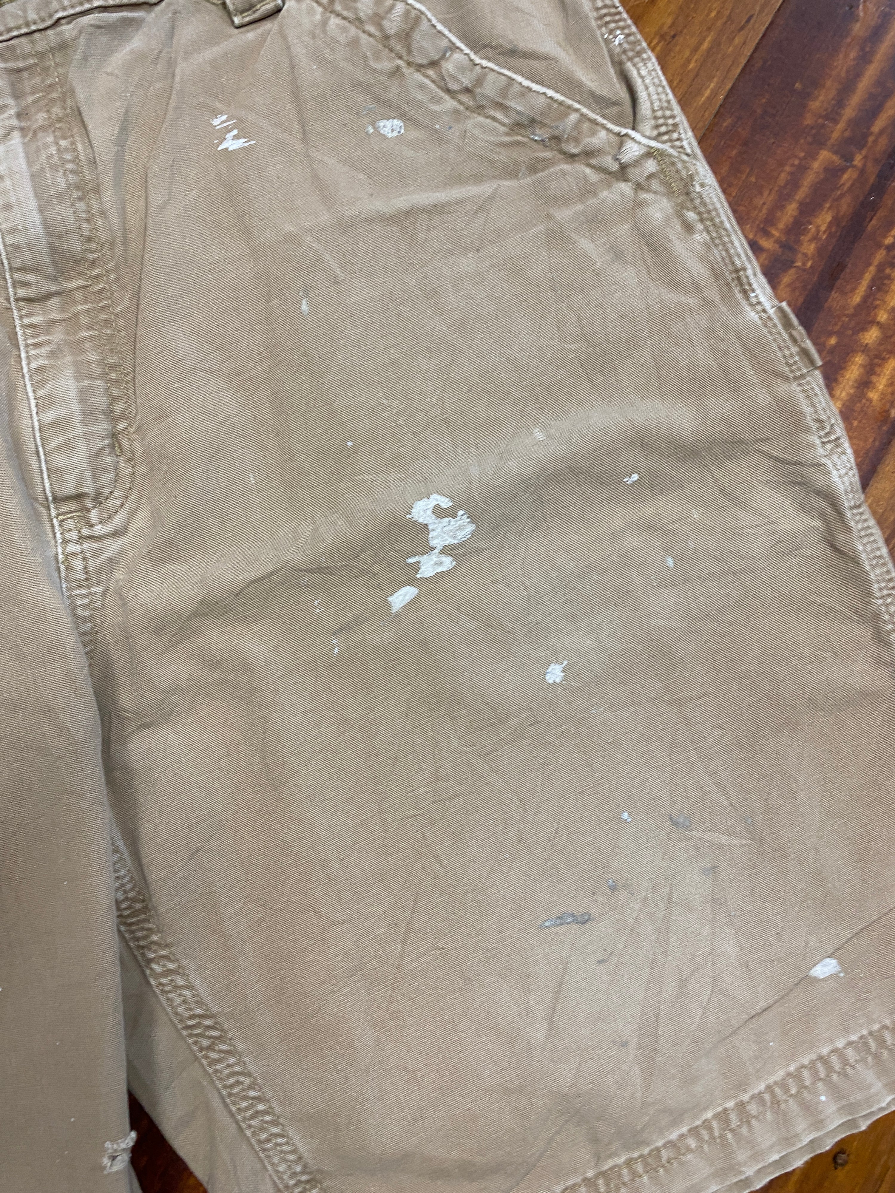 38 - Carhartt Beige/Brown Carpenter Shorts Paint DS152