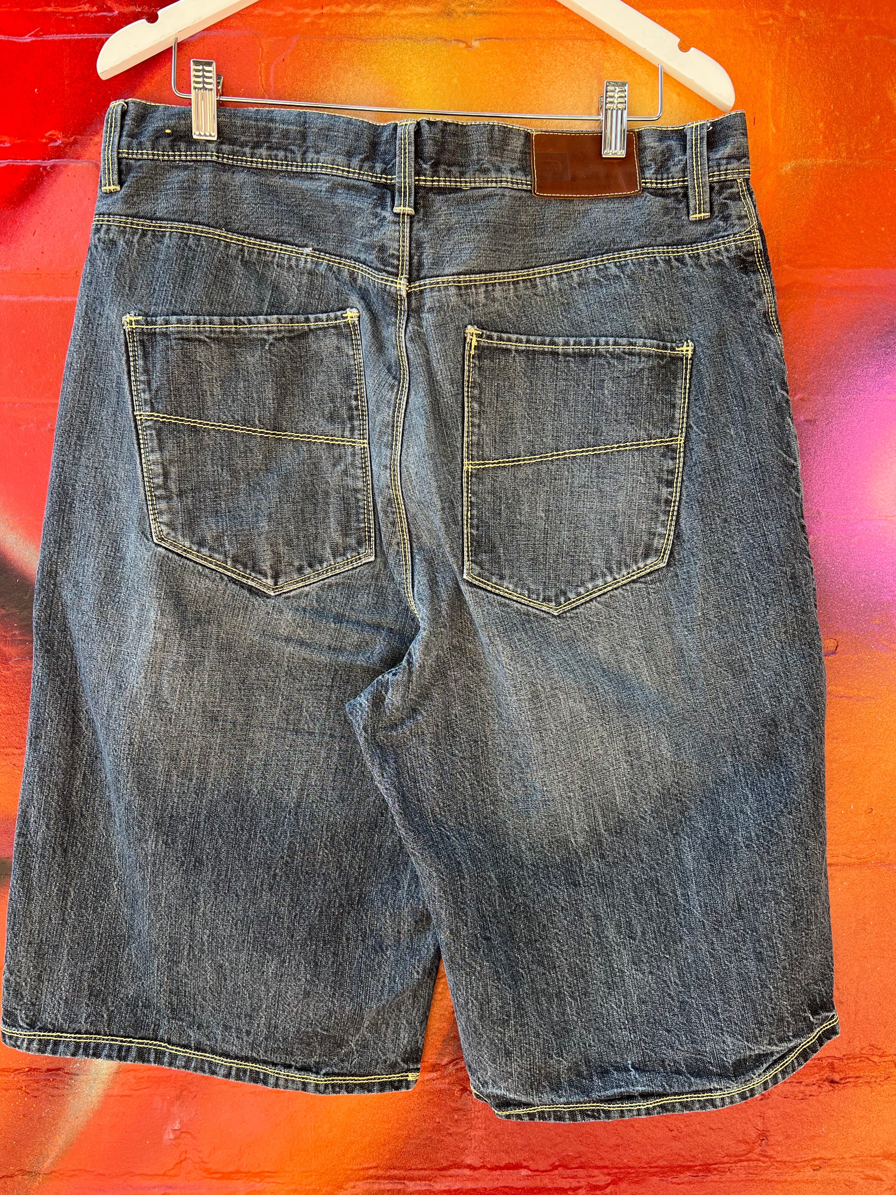 36 - Ecko Unltd Denim Shorts Grey with Cream Stitching