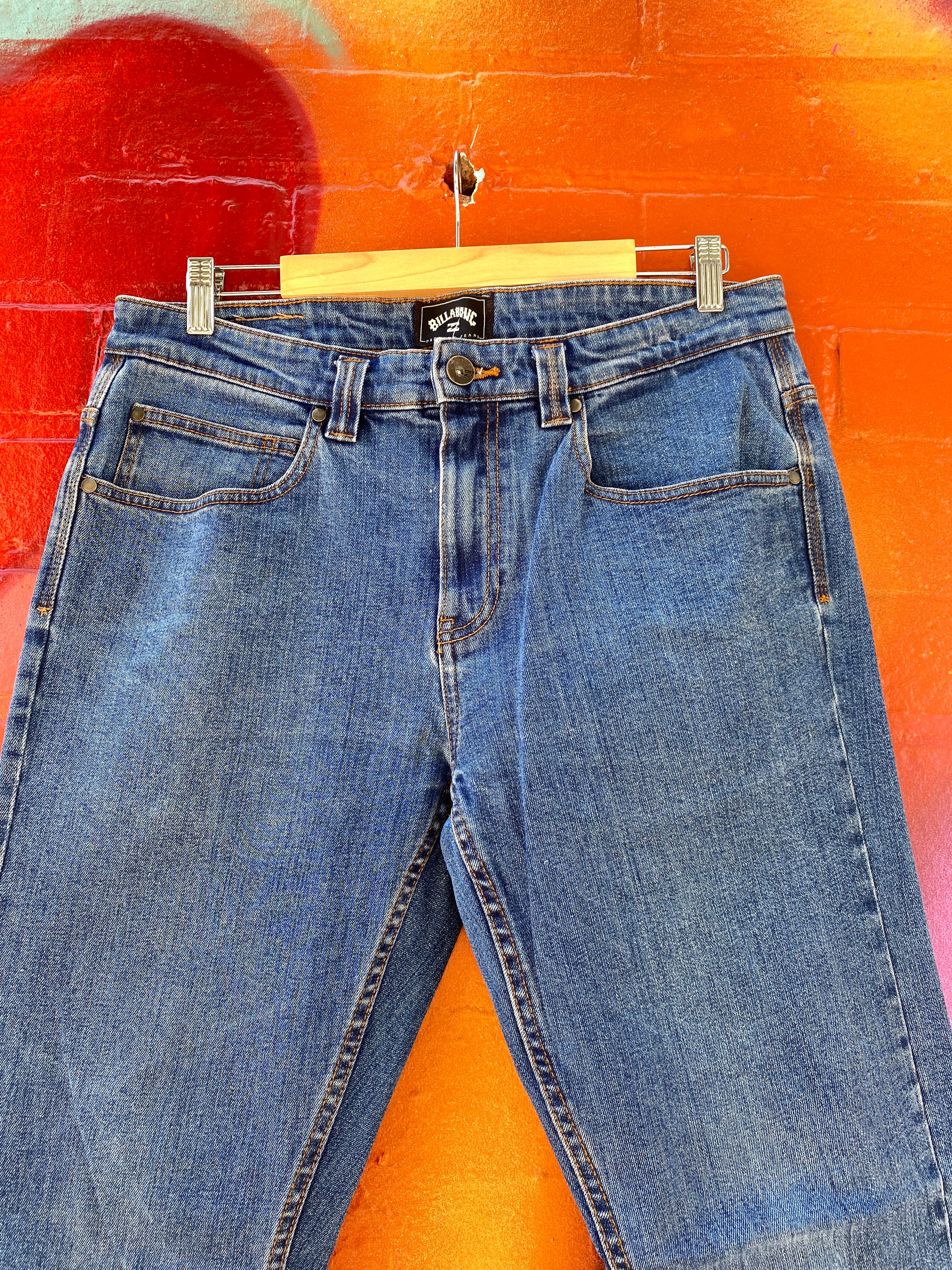 [32] Billabong Slim Straight Dark Blue Jeans