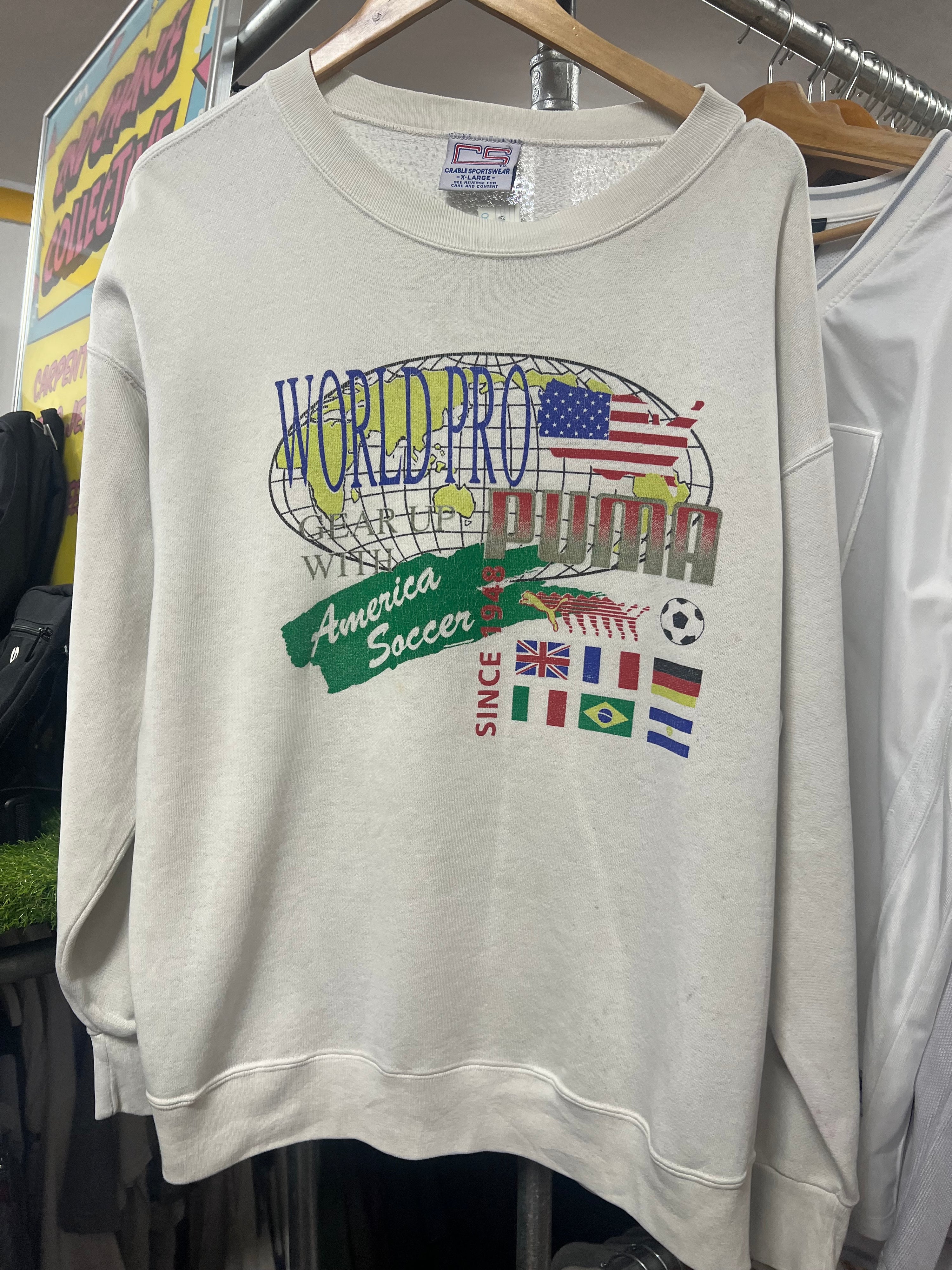 XL - 1990s PUMA World Pro American Soccer White Jumper