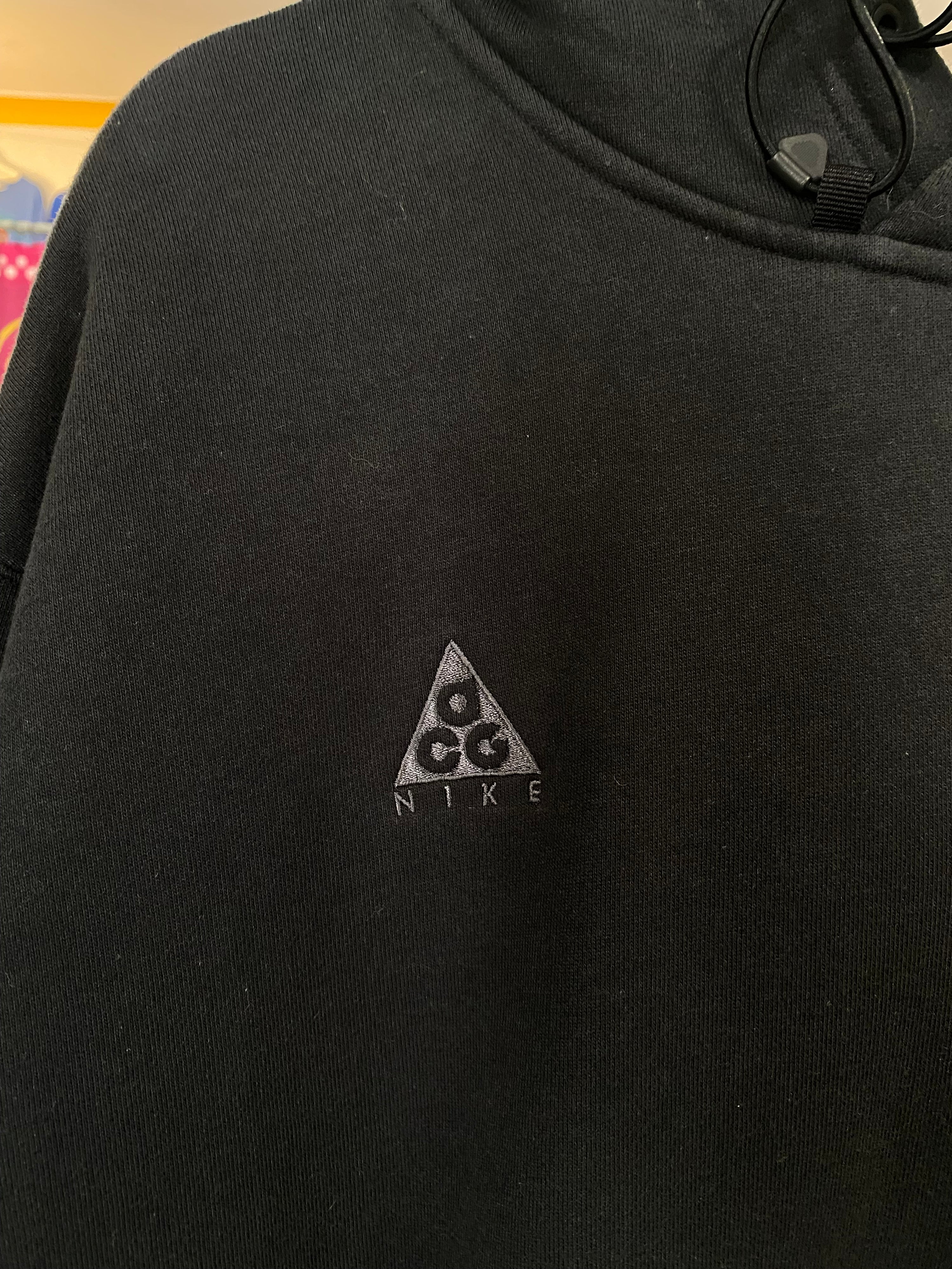 [S] Nike ACG Black Hoodie