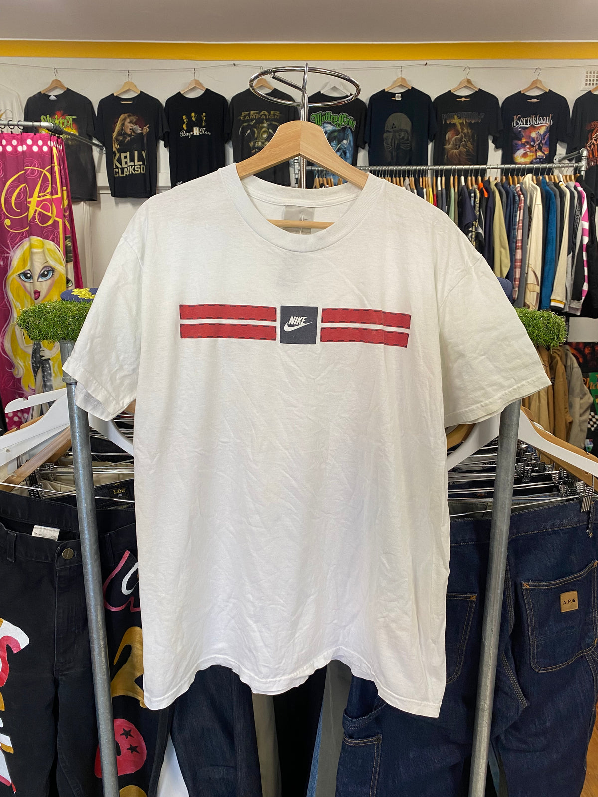 [L] Nike Centre Box Logo: Red Stripes Through Centre White Tshirt